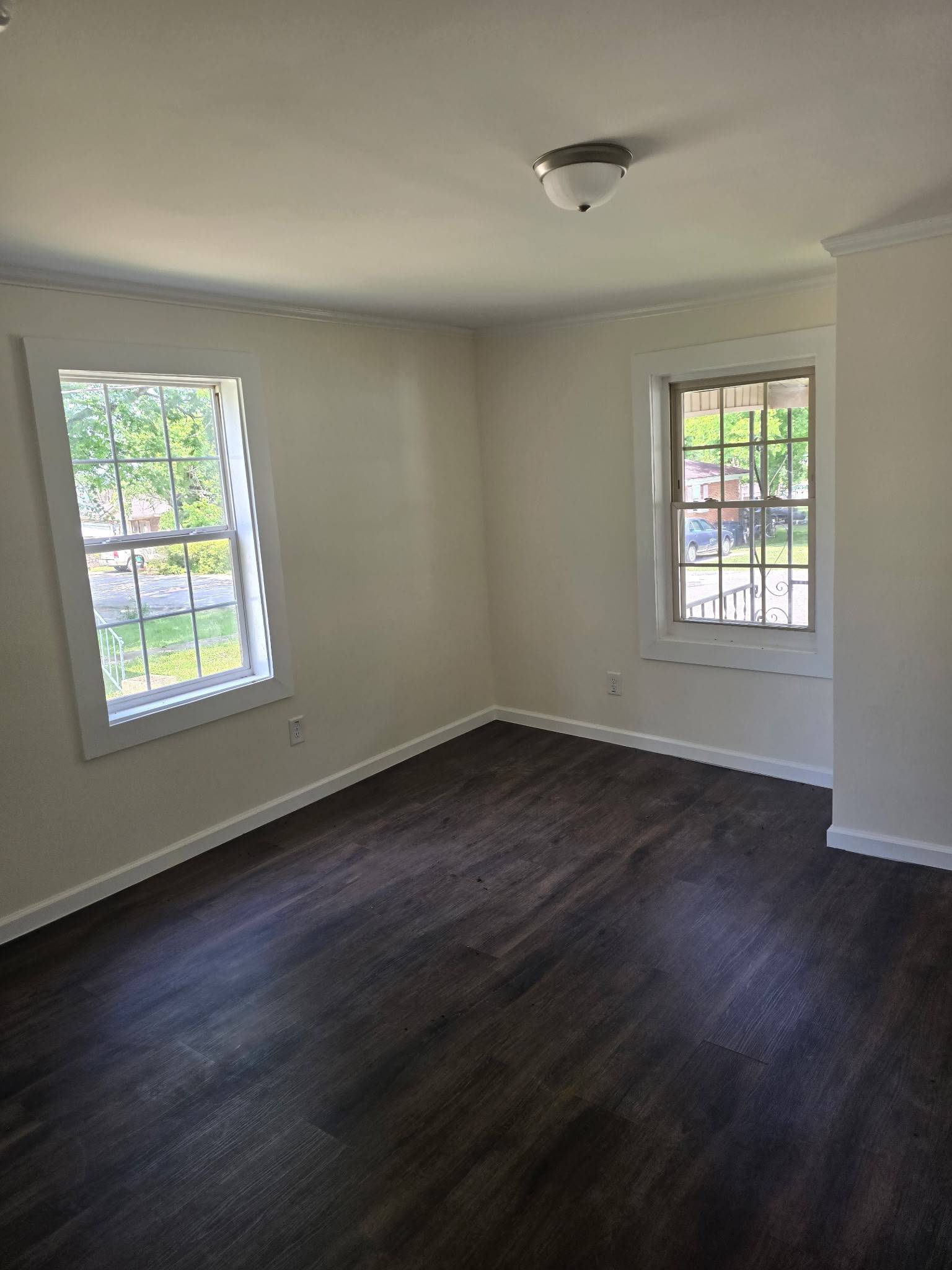 1214 Locust St, Fayetteville, TN 37334