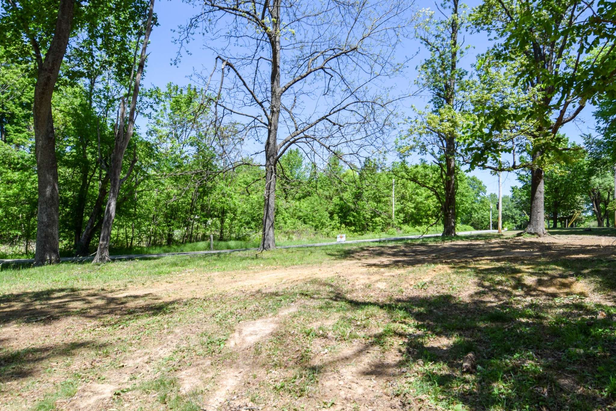 430 South Rd, Cottontown, TN 37048