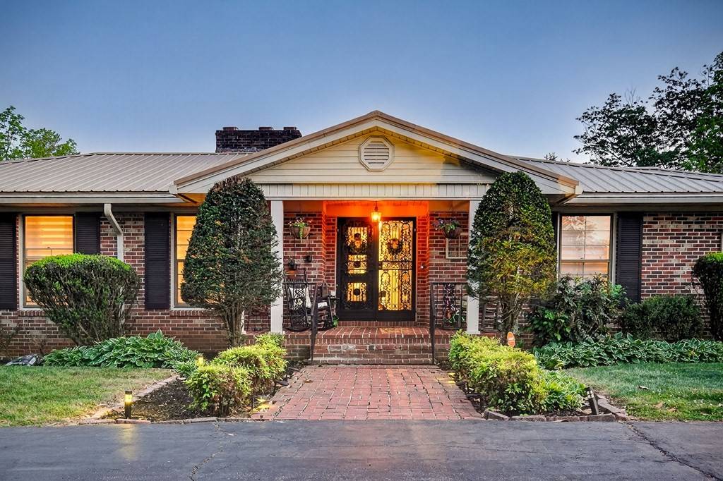 843 W Bockman Way, Sparta, TN 38583