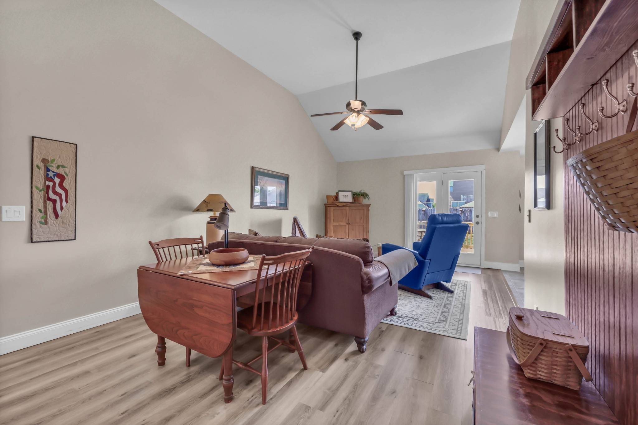 584 Tracy Ln, Clarksville, TN 37040