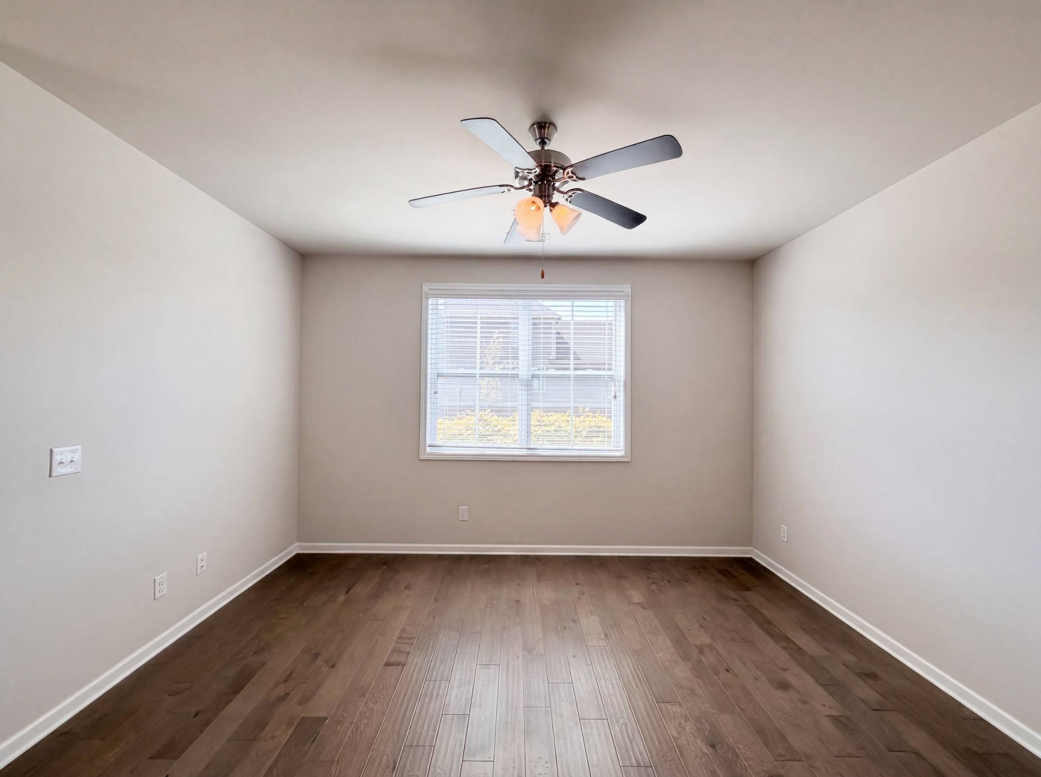 415 Prestige Ct, Pleasant View, TN 37146