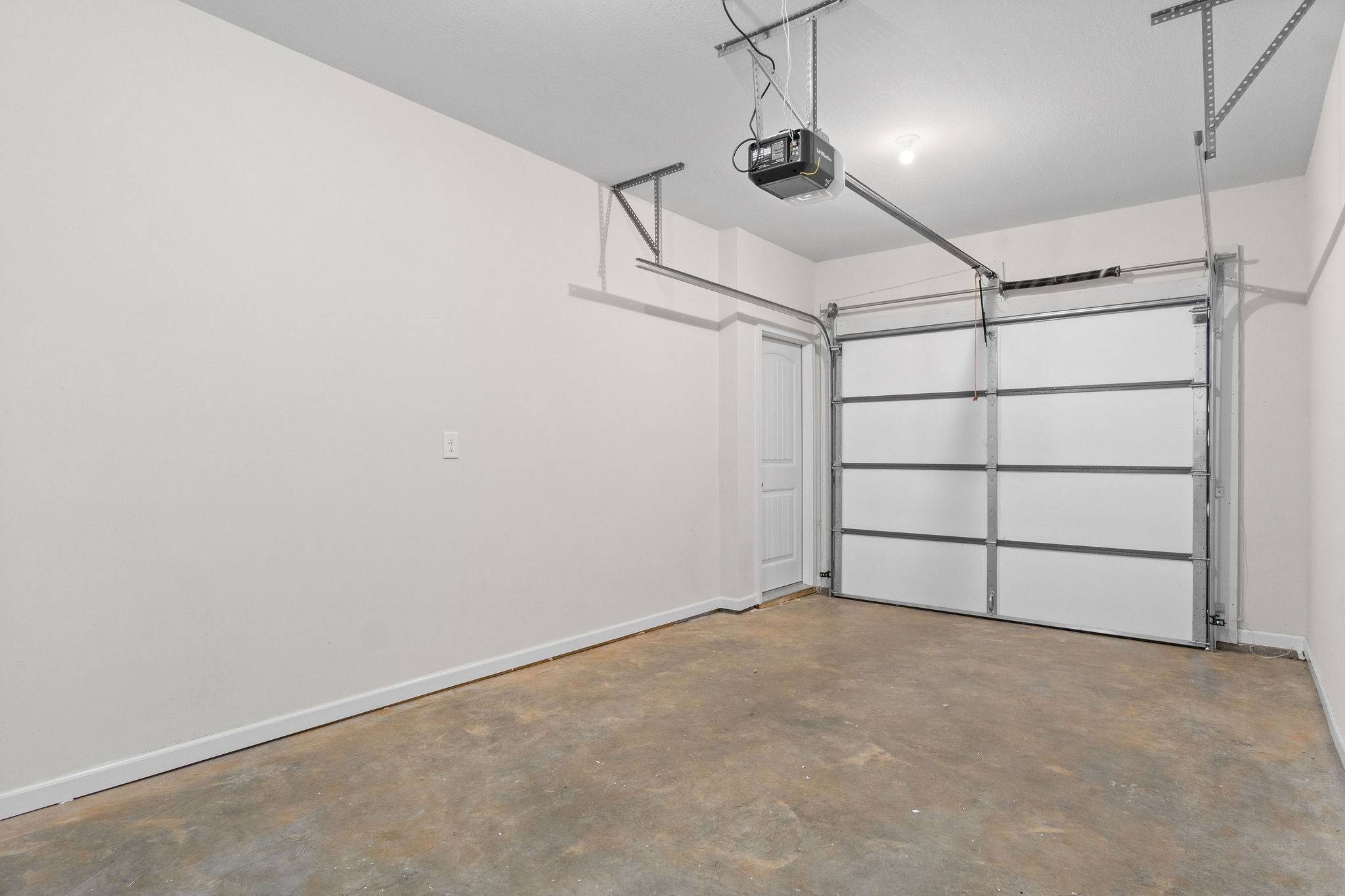 3350 Allen Rd #17O, Clarksville, TN 37042