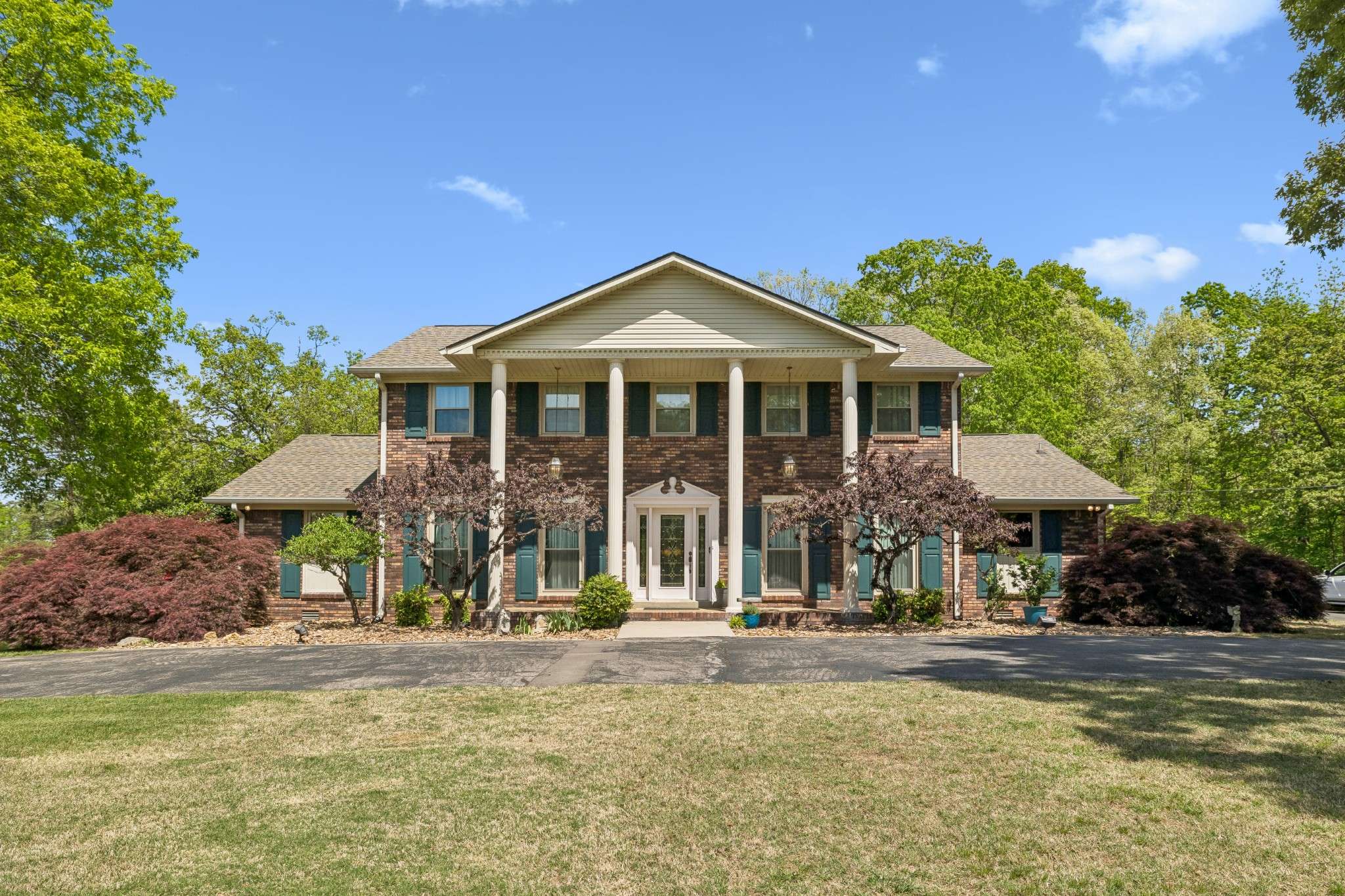 203 Dogwood Circle, Waverly, TN 37185