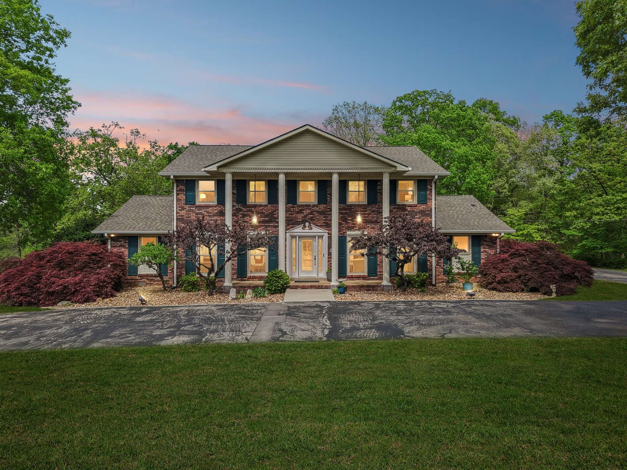 203 Dogwood Circle, Waverly, TN 37185