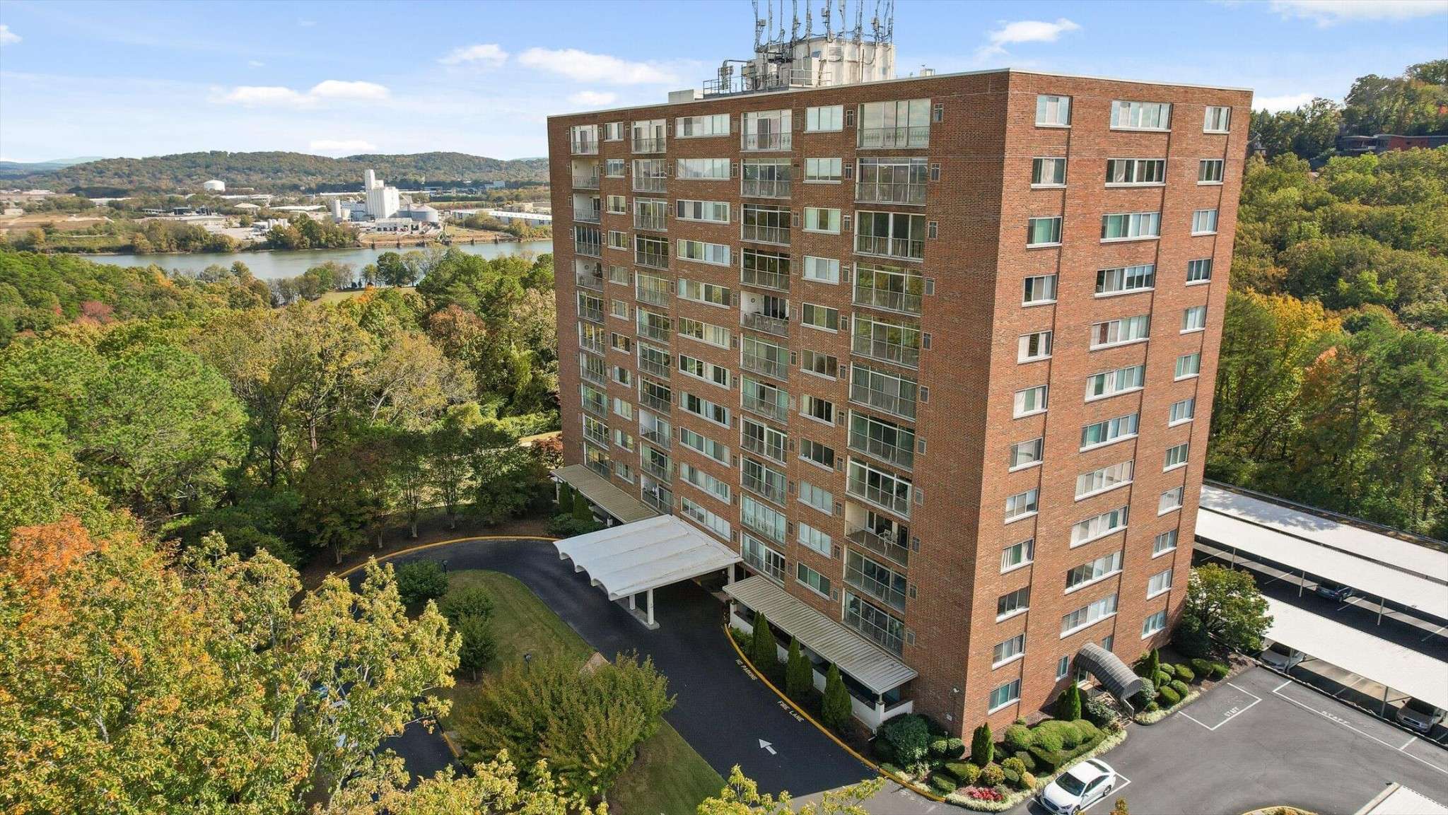 1414 Continental Drive #305, Chattanooga, TN 37405