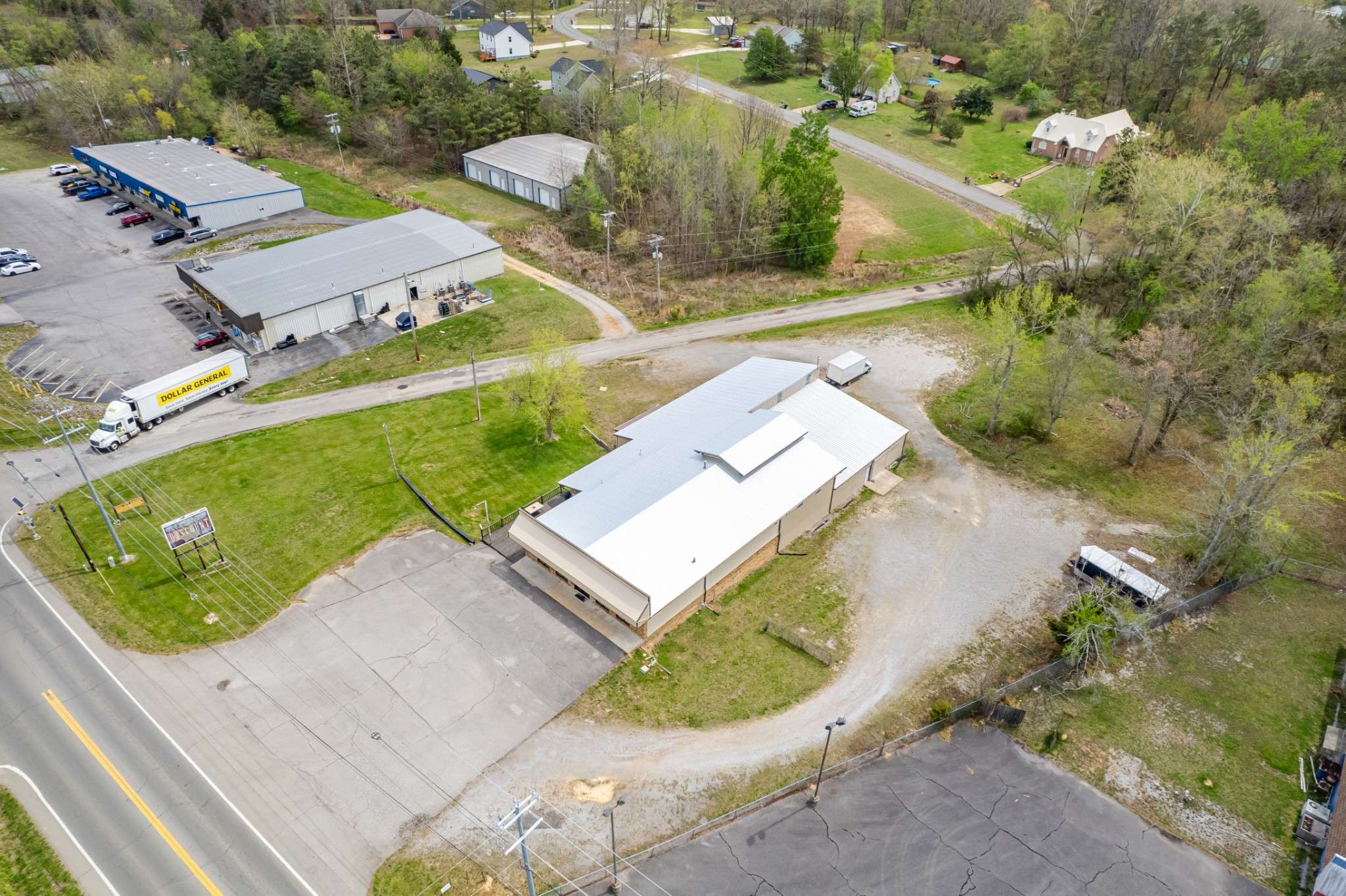 5128 Highway 100, Lyles, TN 37098