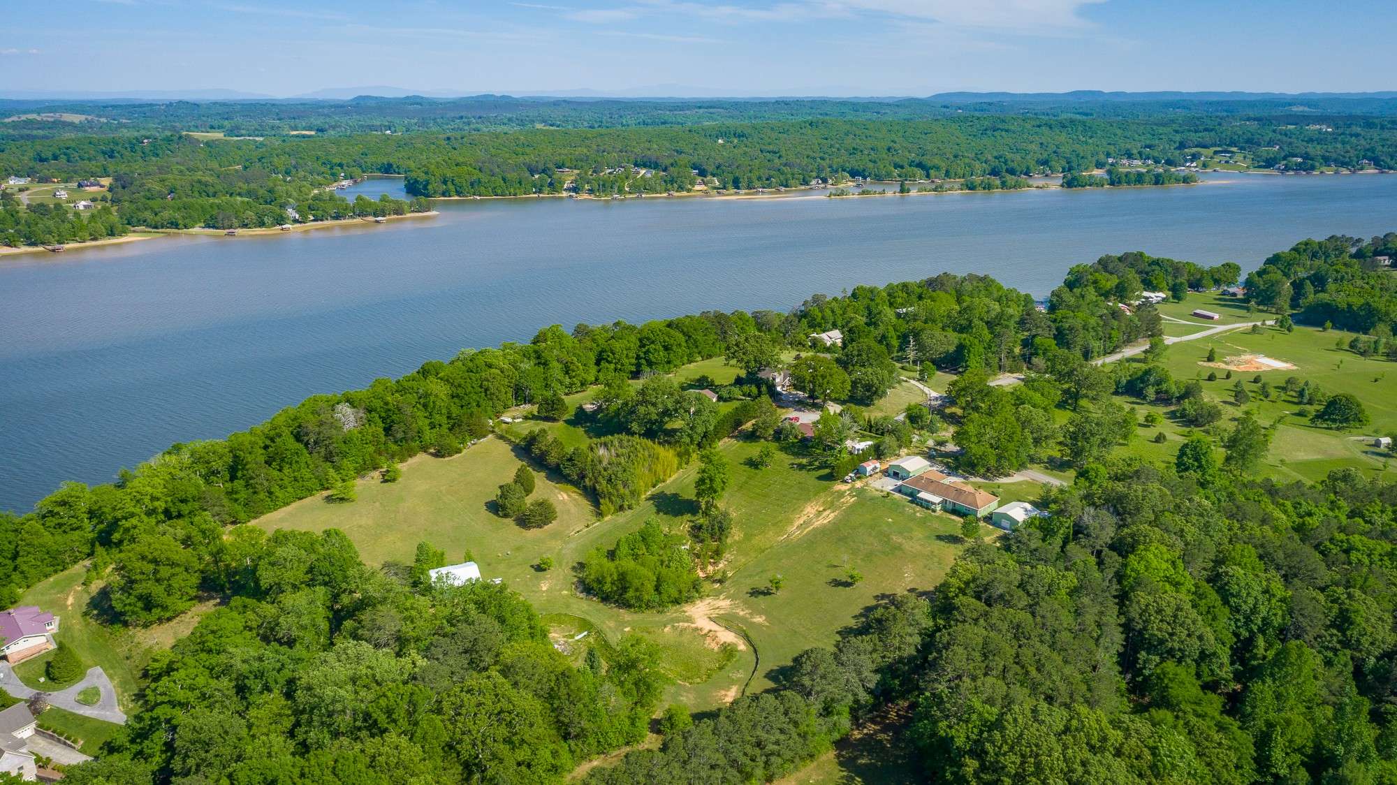 16660 N Star Cir, Bakewell, TN 37373