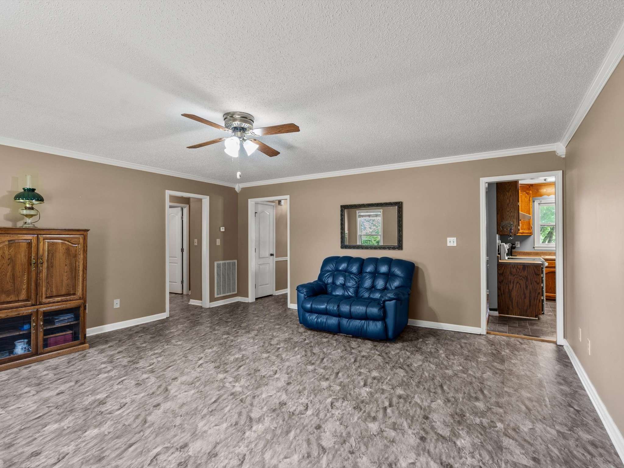 6934 Old Railroad Bed Rd, Toney, AL 35773