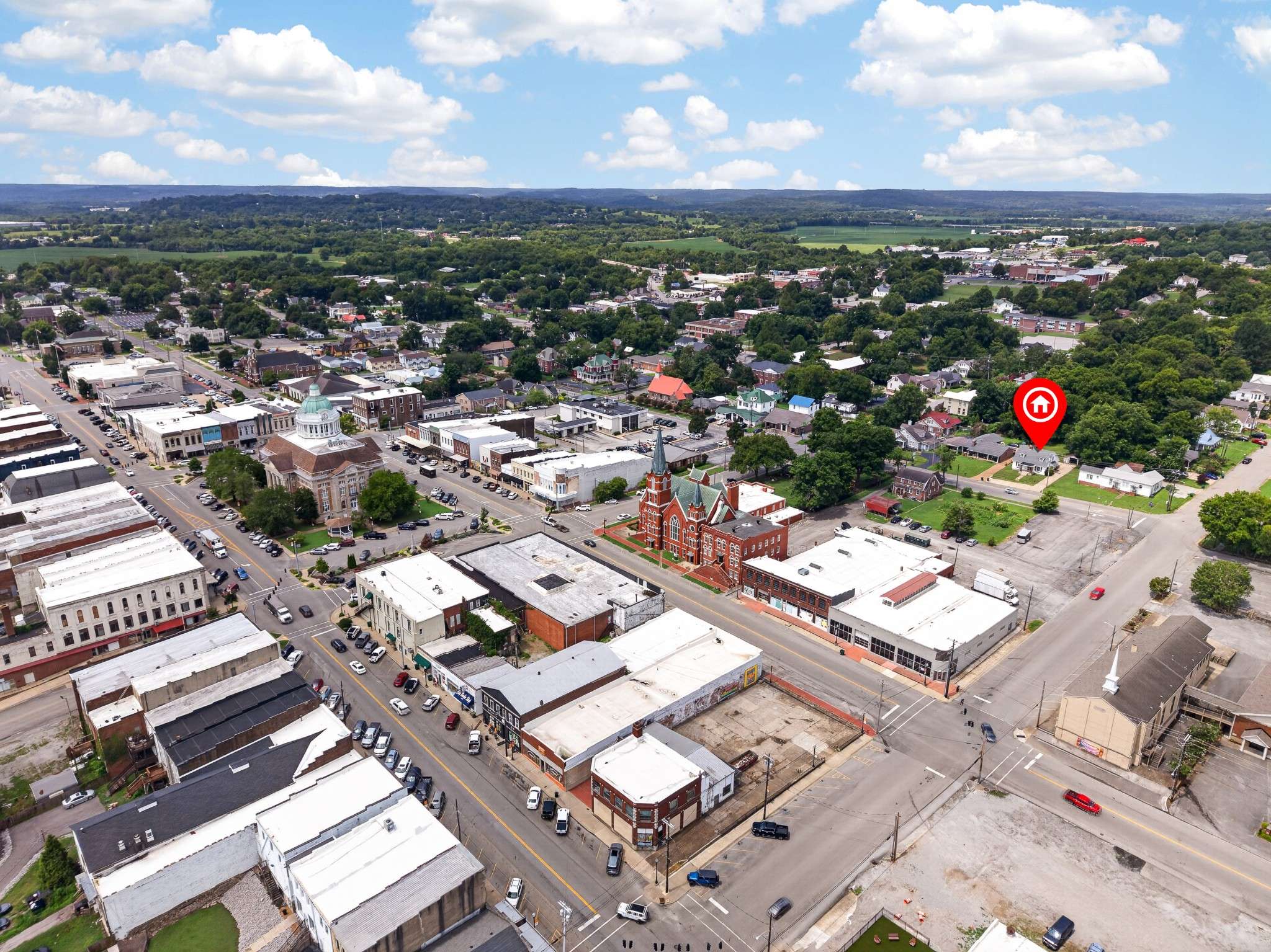218 N 3rd St, Pulaski, TN 38478