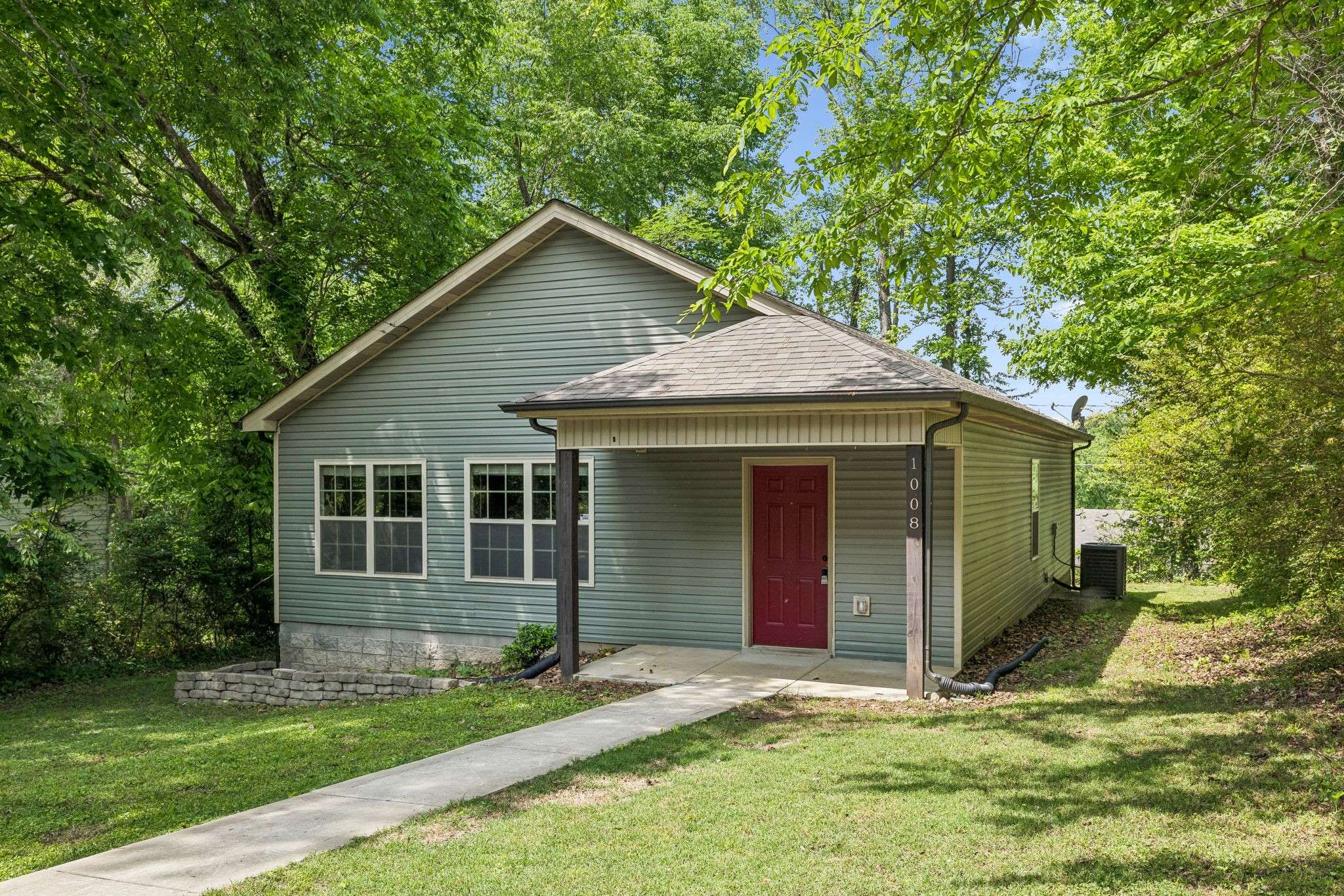 1008 Swift Dr, Clarksville, TN 37040