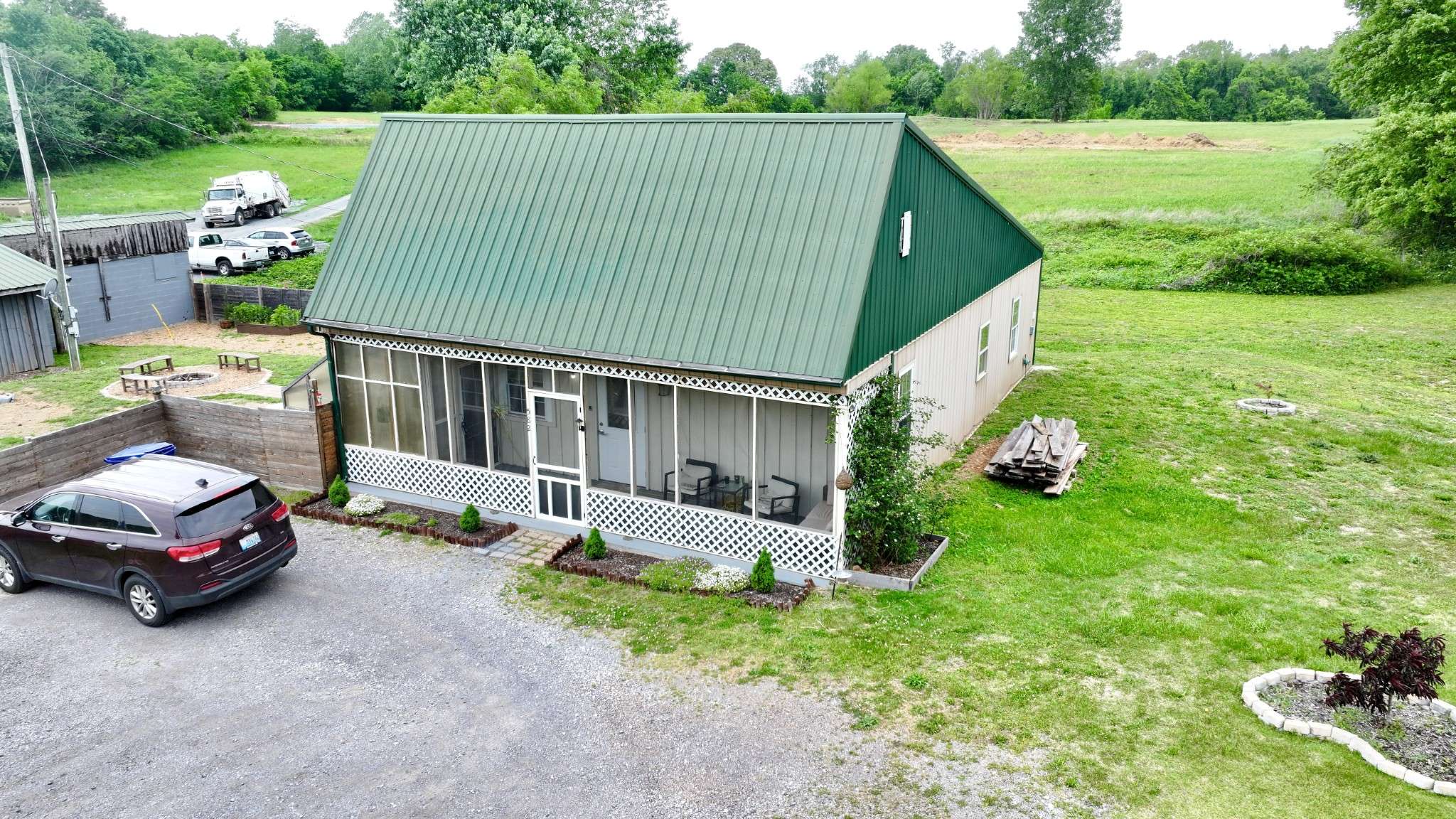582 Cerulean Rd, Cadiz, KY 42211