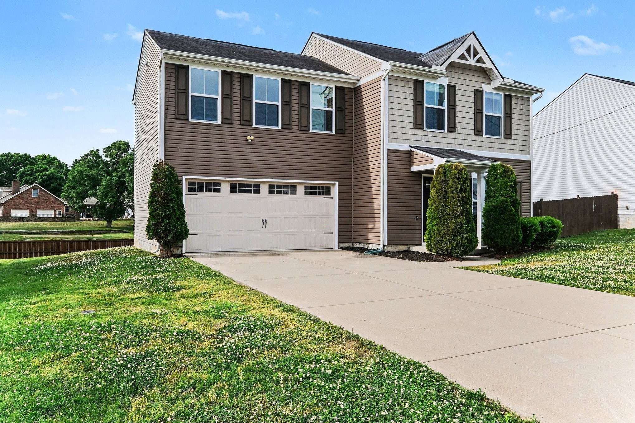 136 Moshe Yaalon Dr, La Vergne, TN 37086
