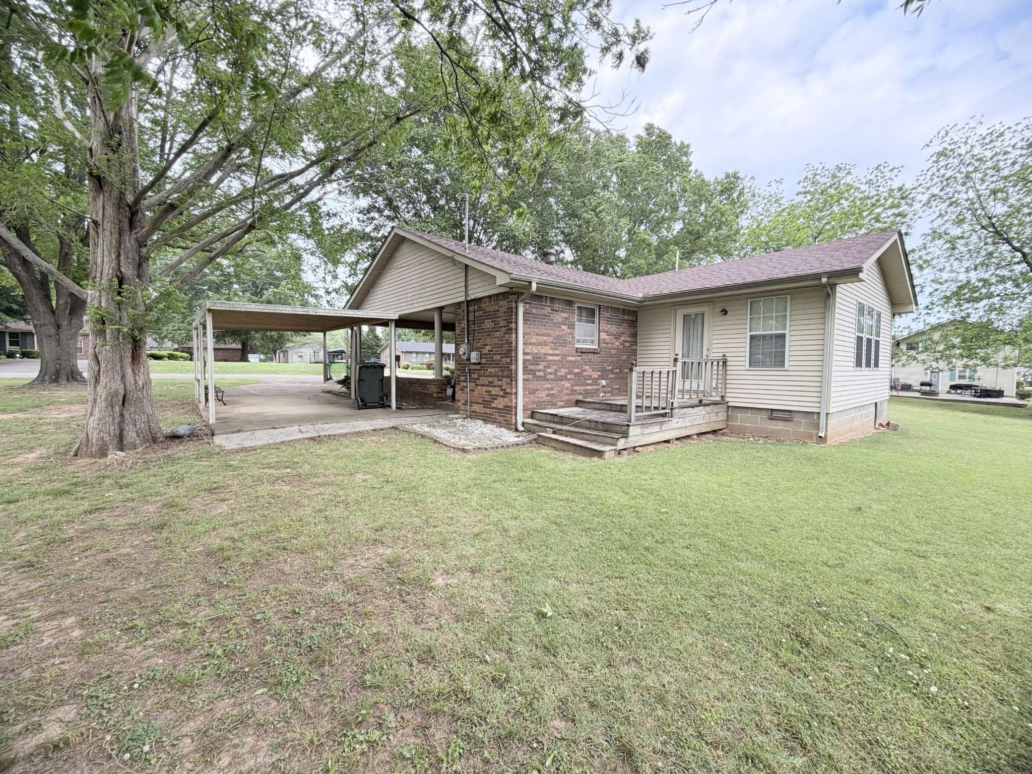 360 General Forrest Dr, Bruceton, TN 38317