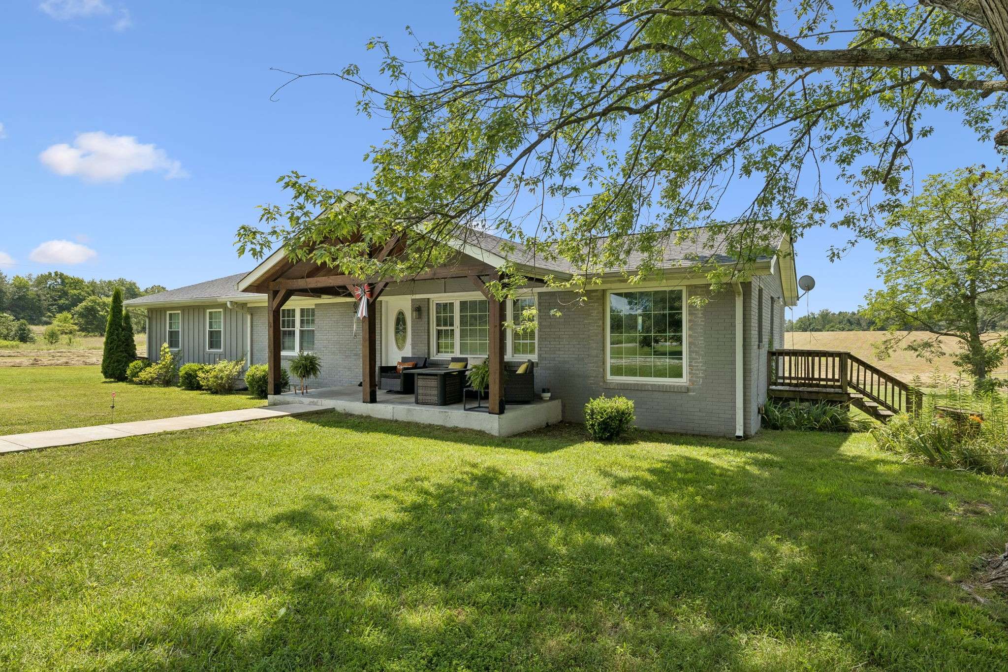 9 Caldwell Rd, Summertown, TN 38483