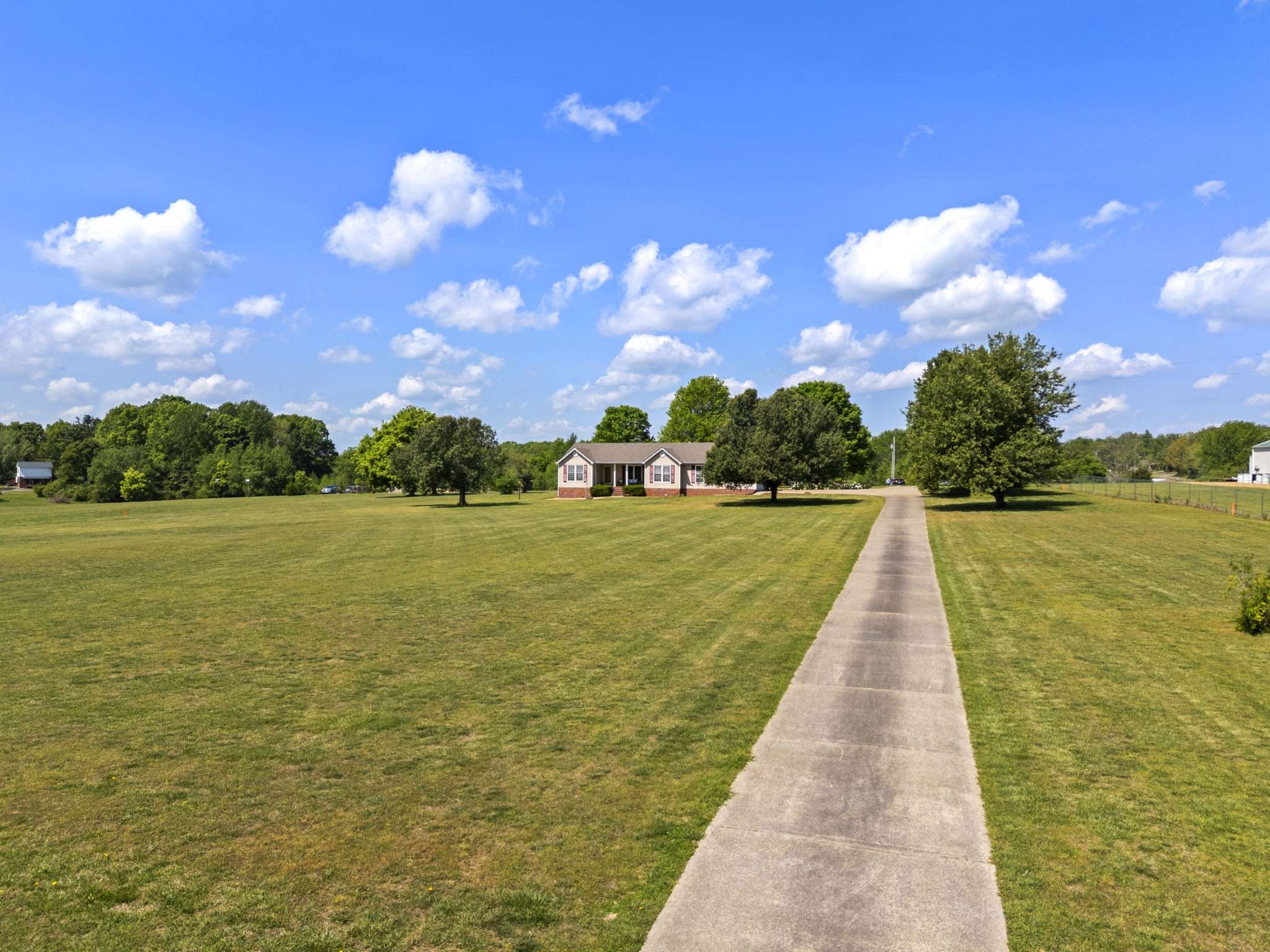 1010 Highway 48 #S, Dickson, TN 37055
