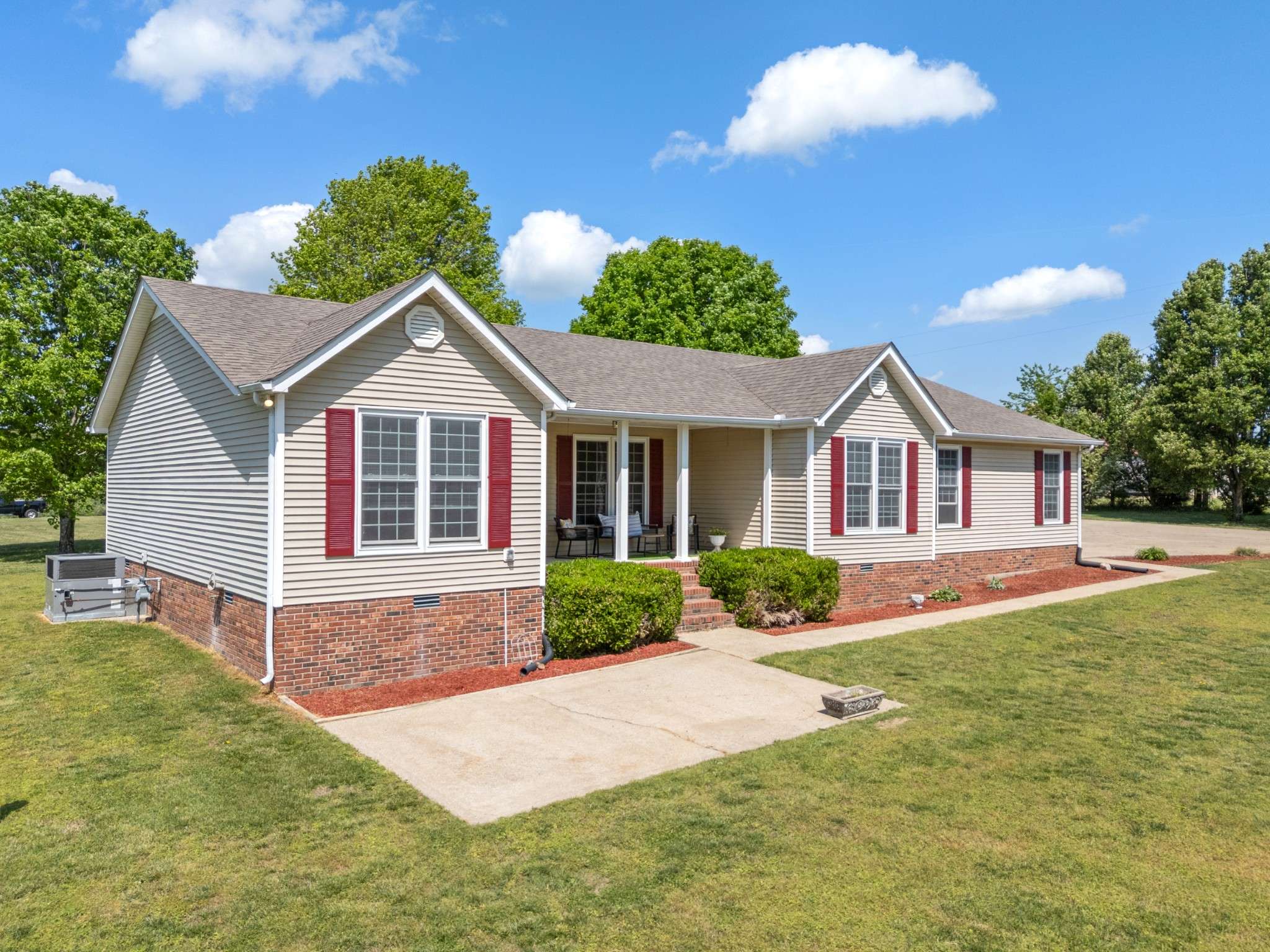 1010 Highway 48 #S, Dickson, TN 37055