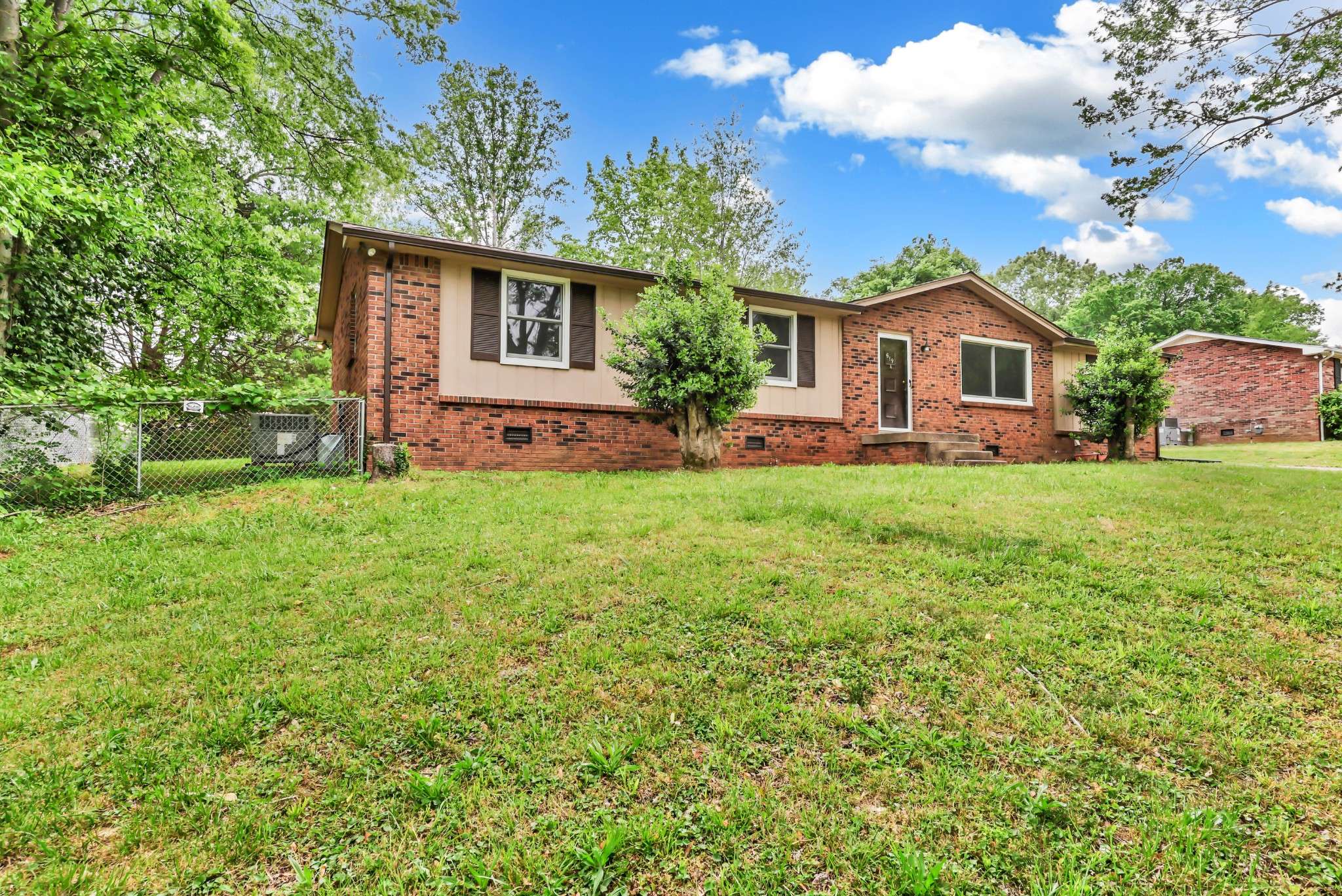 619 Paddy Run Rd, Clarksville, TN 37042