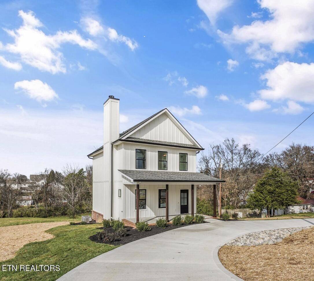 106 S Front Street, Friendsville, TN 37737