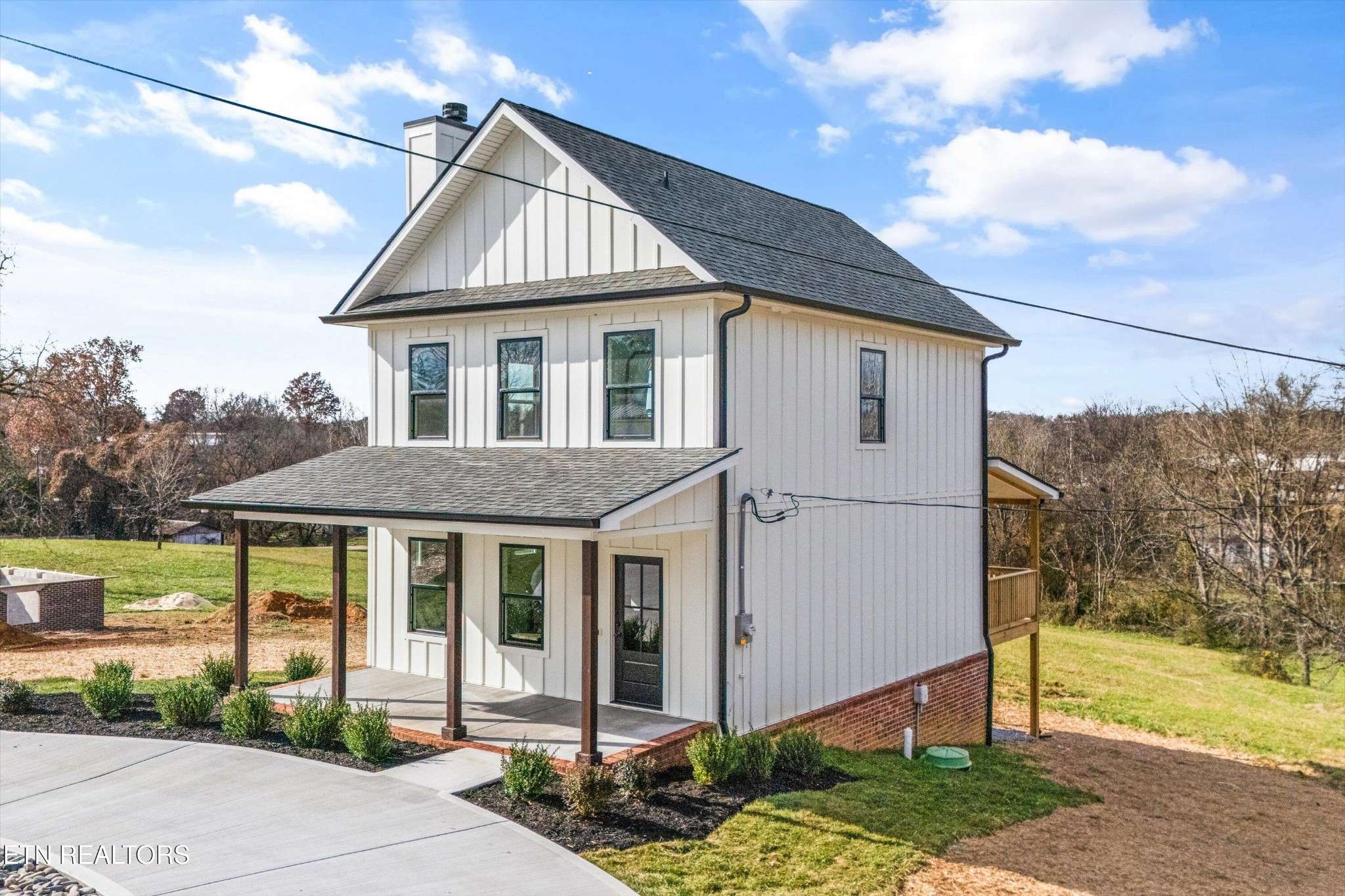 106 S Front Street, Friendsville, TN 37737
