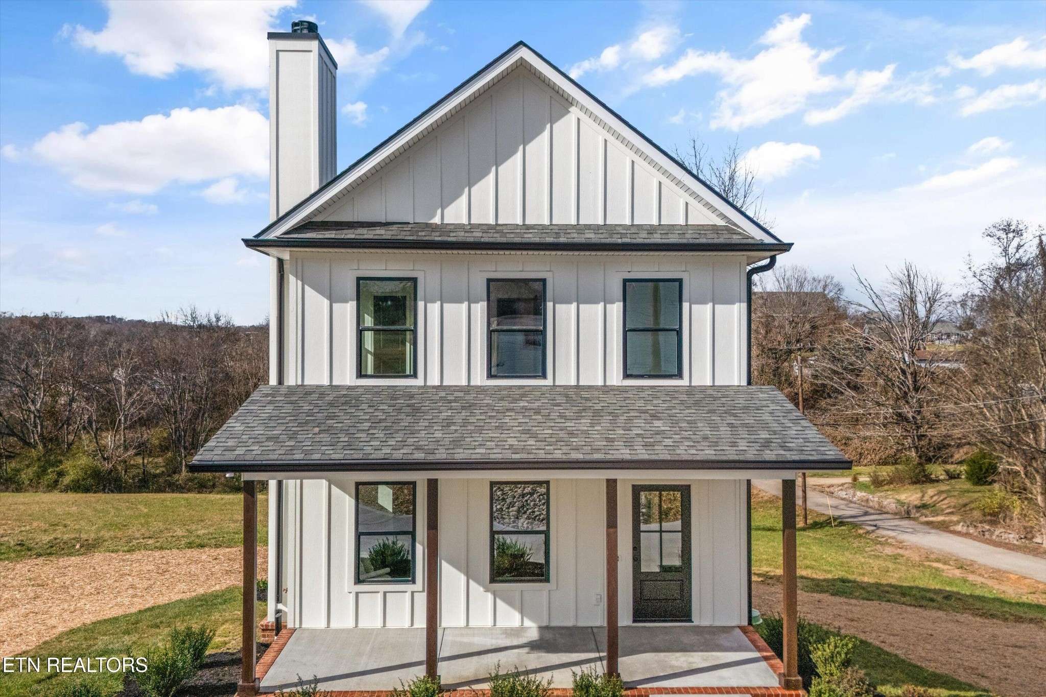 106 S Front Street, Friendsville, TN 37737