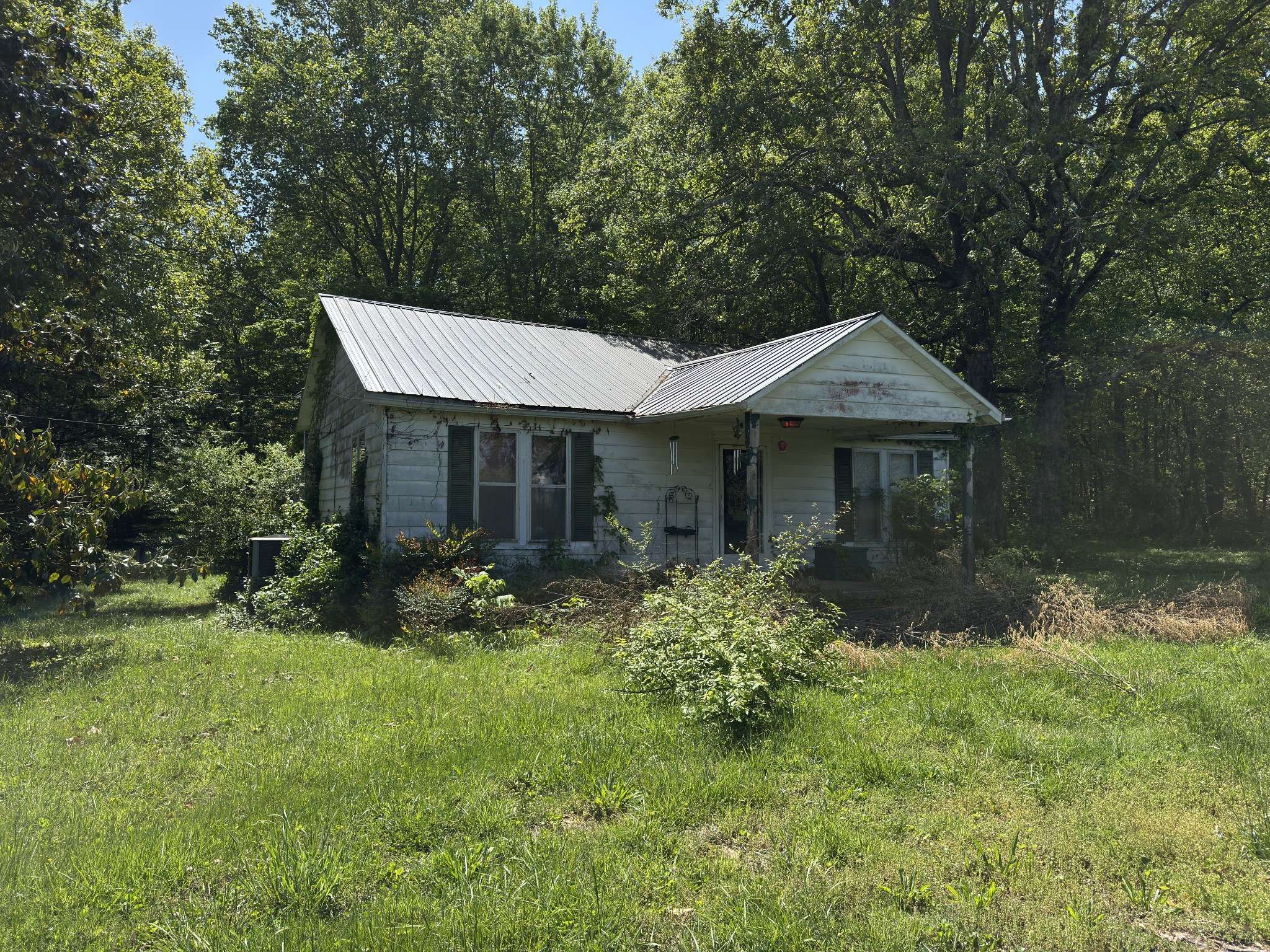 5312 Bluff Springs Rd, Mcminnville, TN 37110
