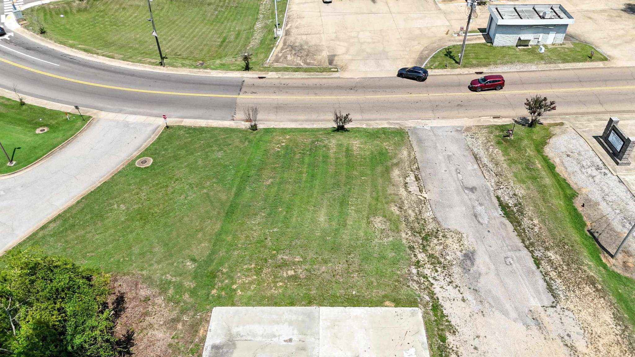 665 WATER ST, Savannah, TN 38372
