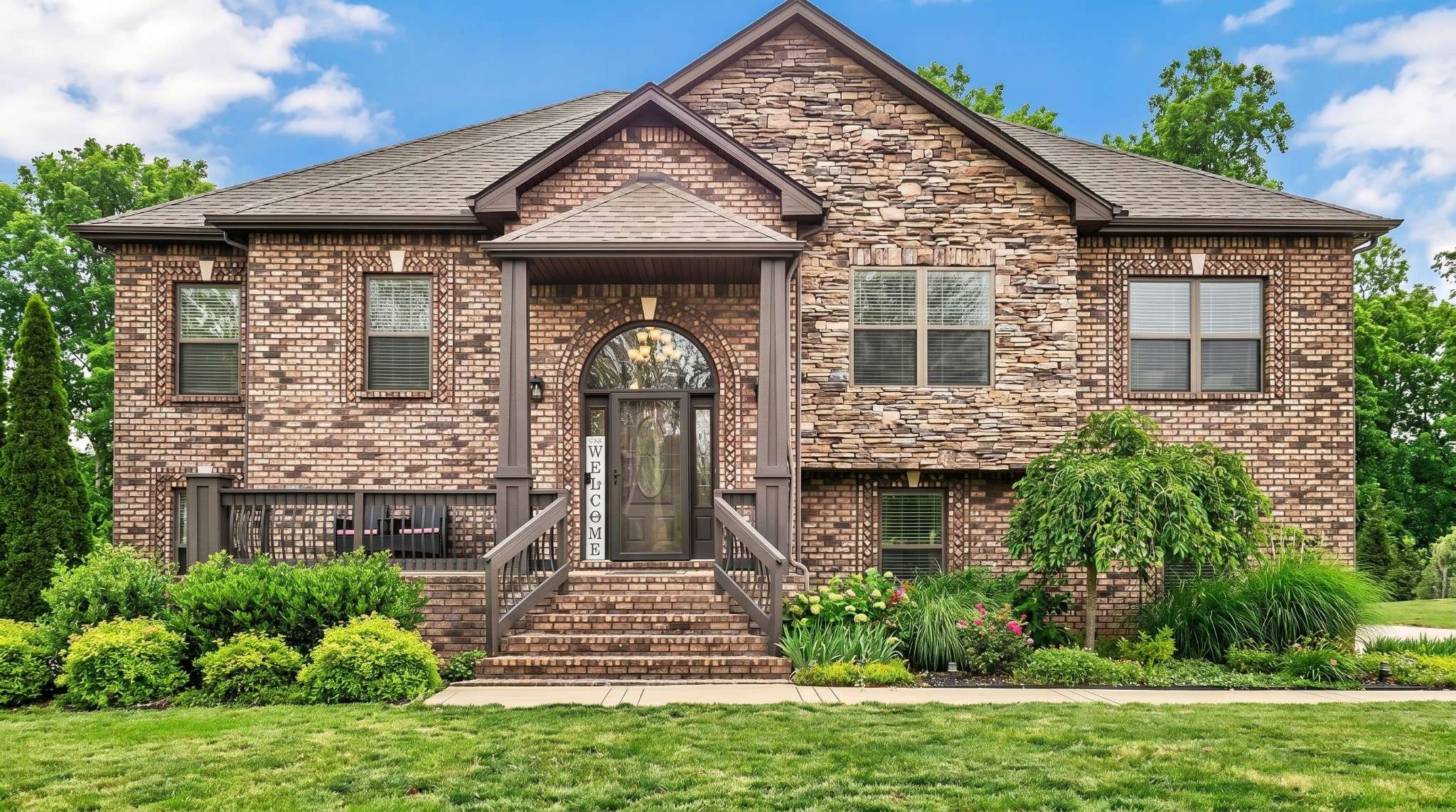 1729 Double R Blvd, Clarksville, TN 37042