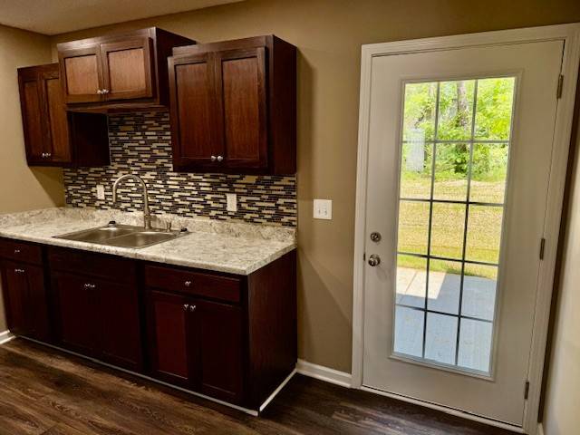 1416 E Lincoln St #6, Tullahoma, TN 37388