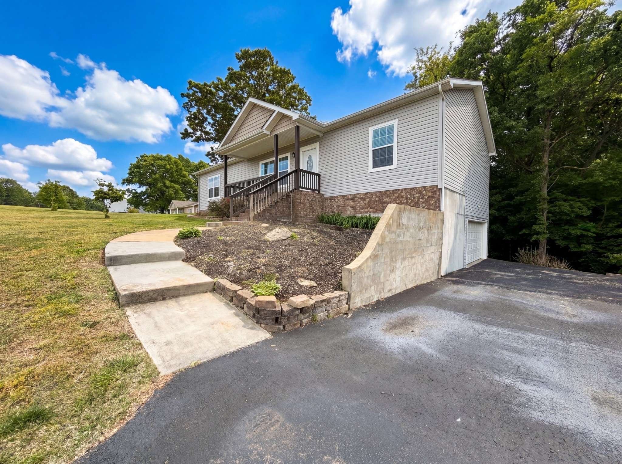 2217 Caleb Dr, Spring Hill, TN 37174
