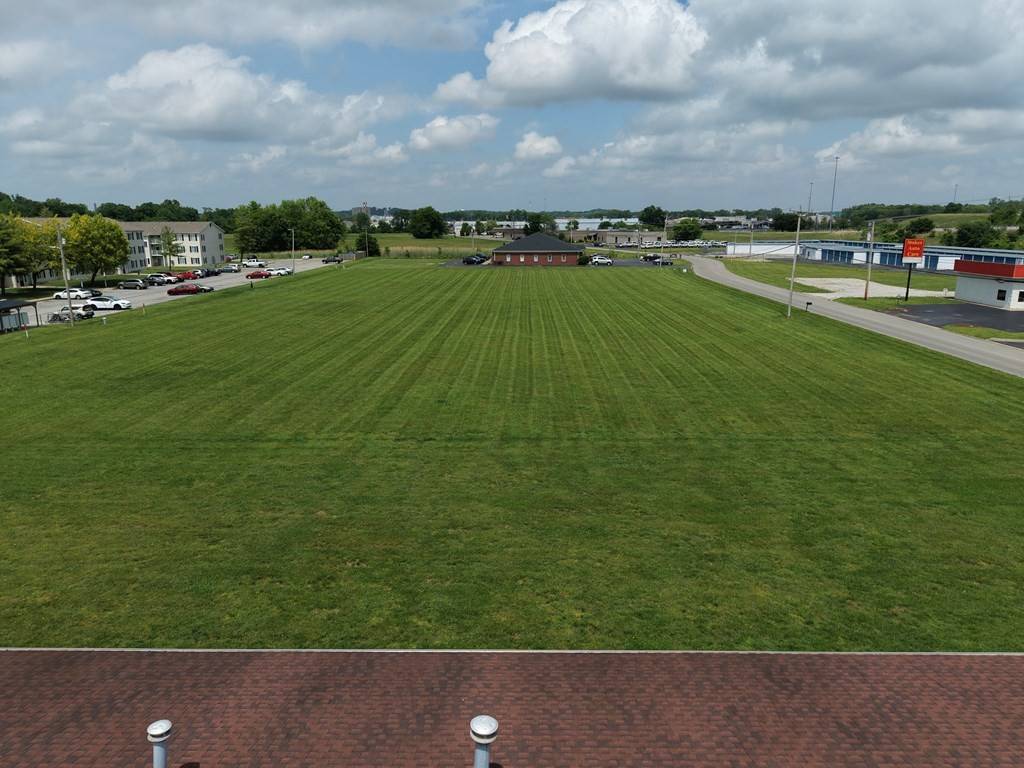 131 Hammond Dr, Hopkinsville, KY 42240