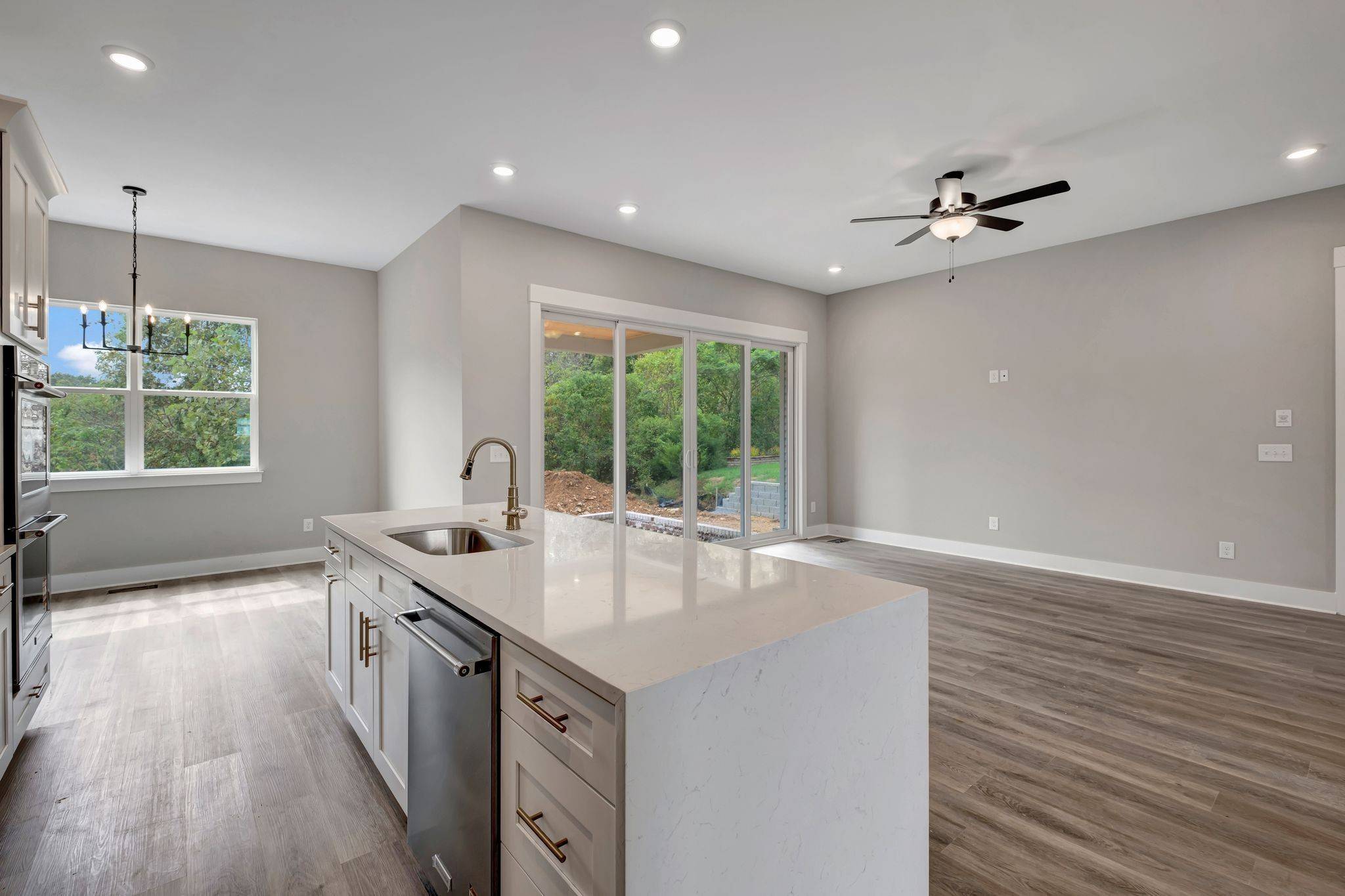 46 Trail West Drive, Mount Juliet, TN 37122