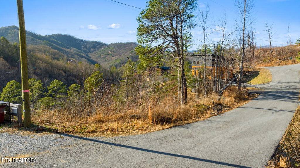 0 Sugar Maple Loop Rd, Sevierville, TN 37862