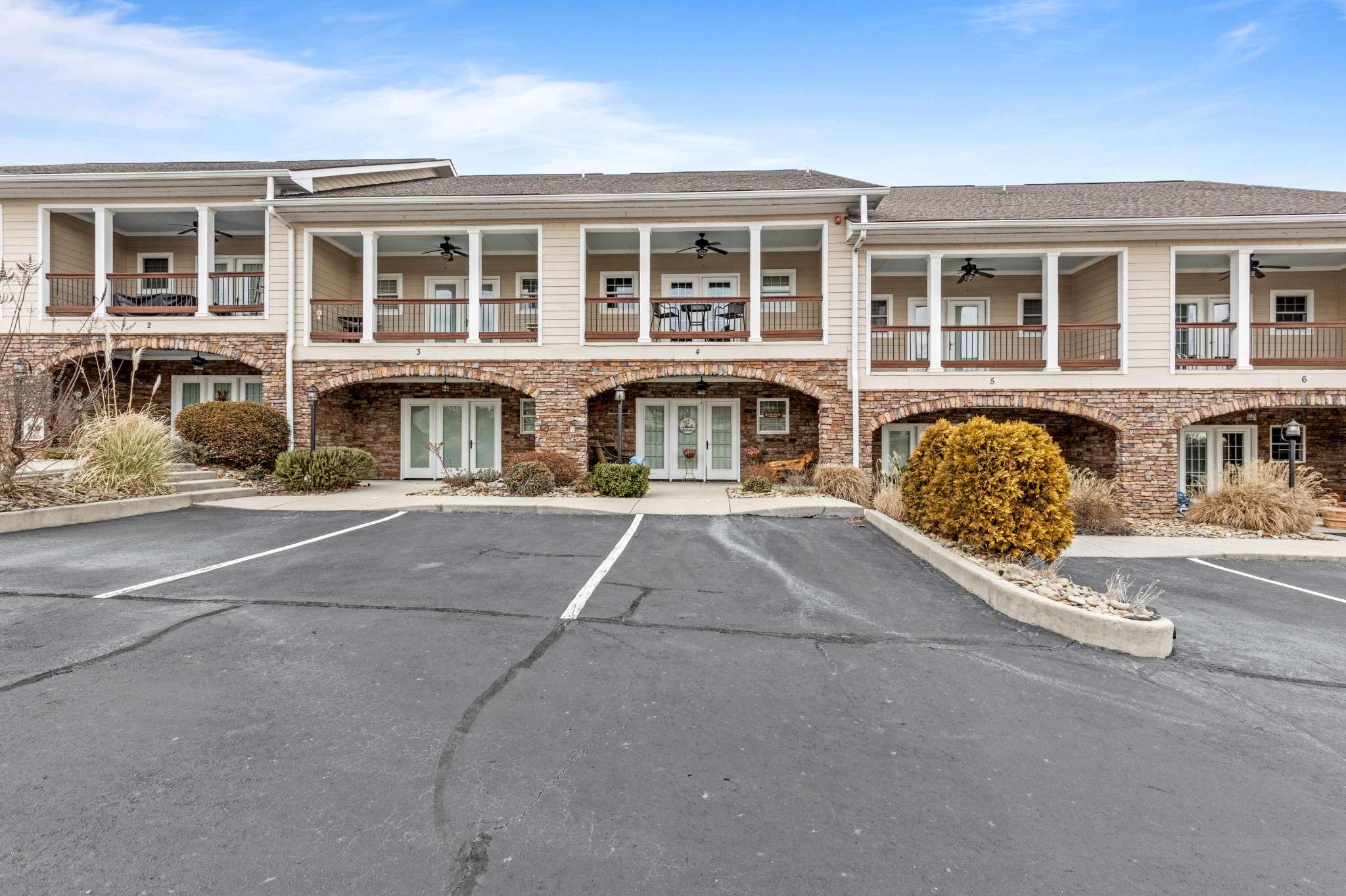 1235 New Lake Road #4, Spring City, TN 37381