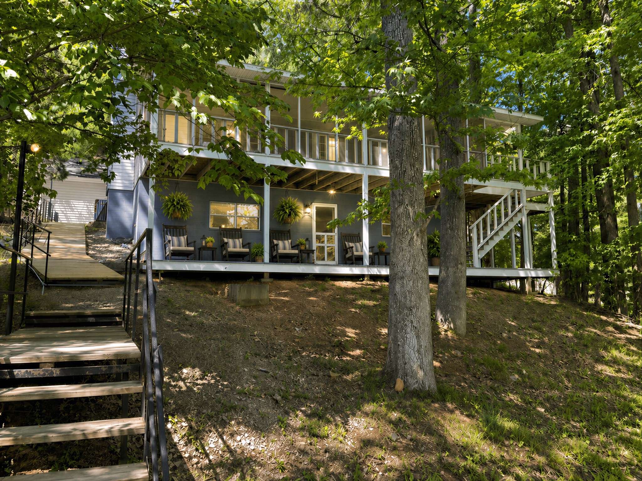 537 Algonquin Rd, Eddyville, KY 42038