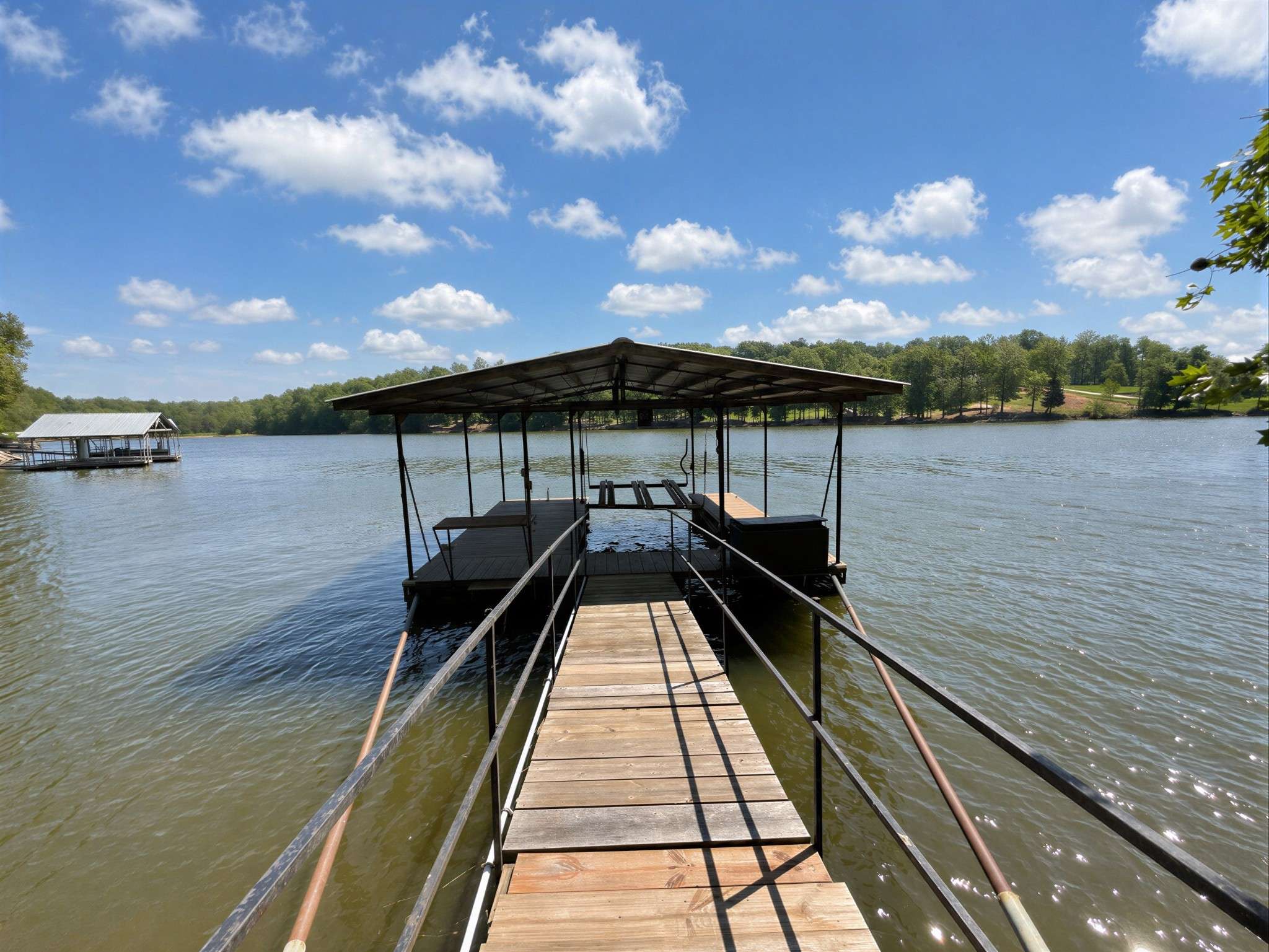 537 Algonquin Rd, Eddyville, KY 42038