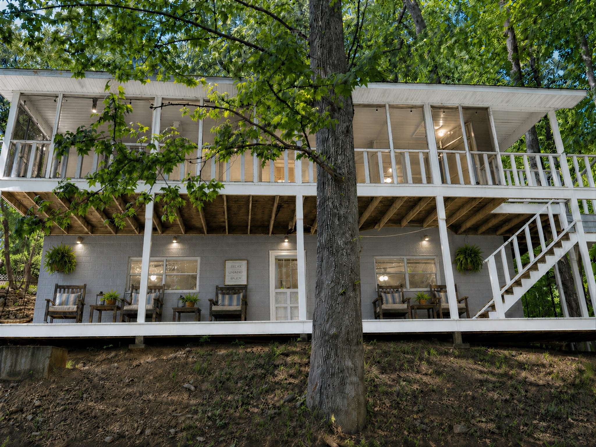537 Algonquin Rd, Eddyville, KY 42038