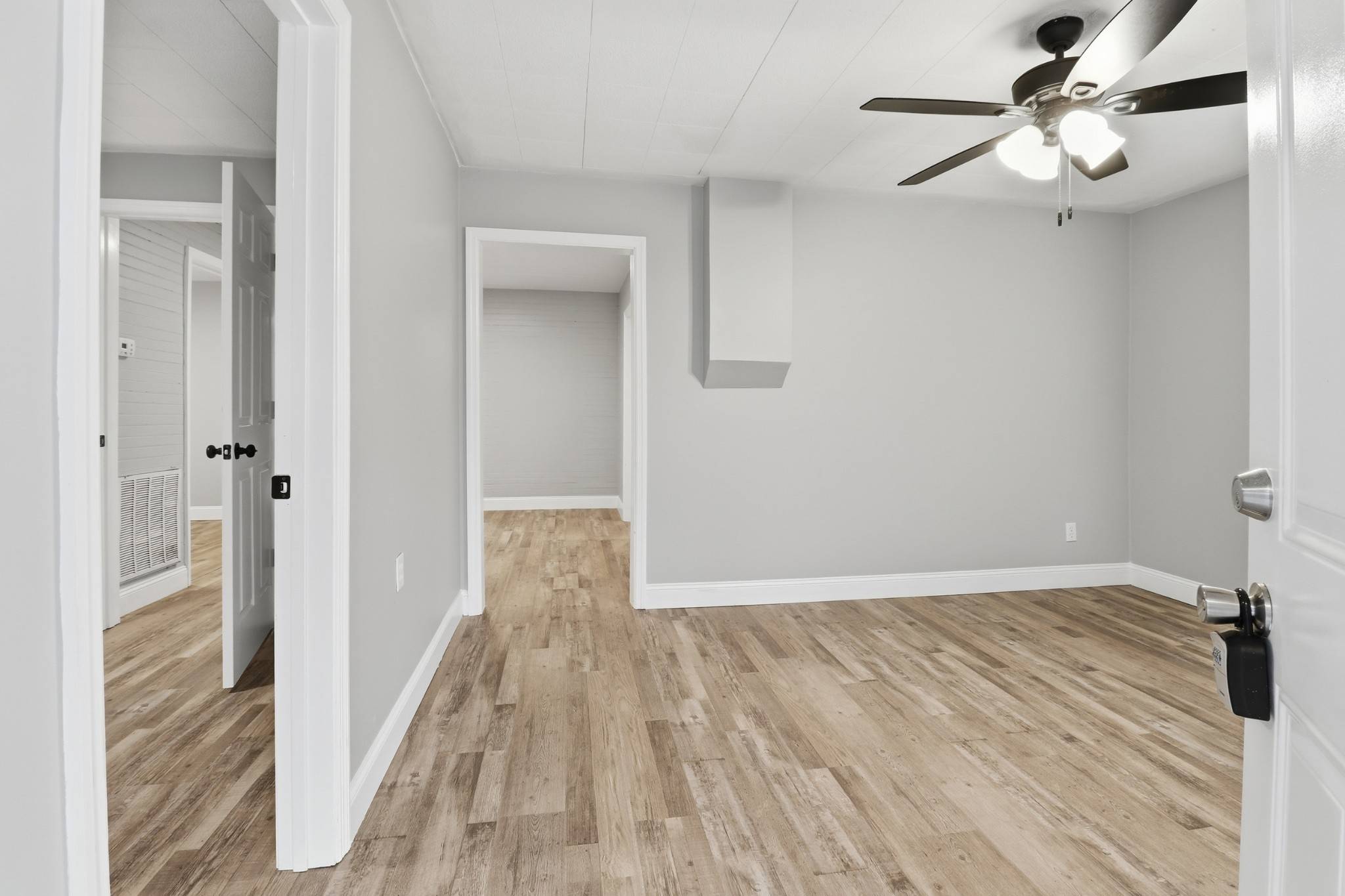 612 Maple St, Manchester, TN 37355