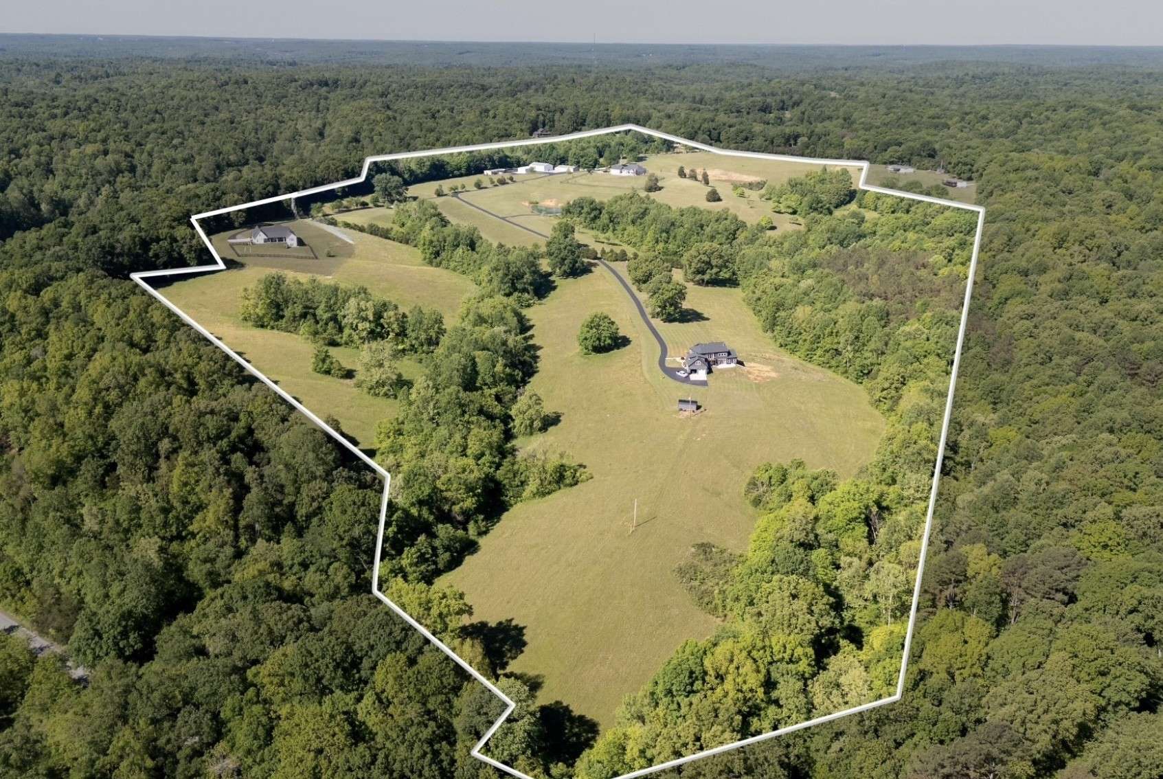 333 Moonlight Dr, Vanleer, TN 37181