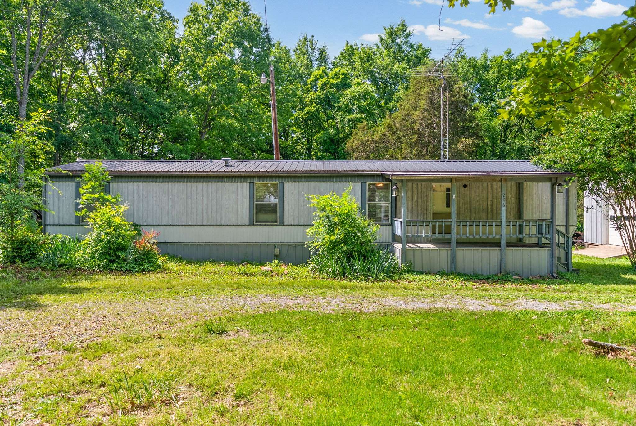 206 Boat Dock Rd, Dover, TN 37058