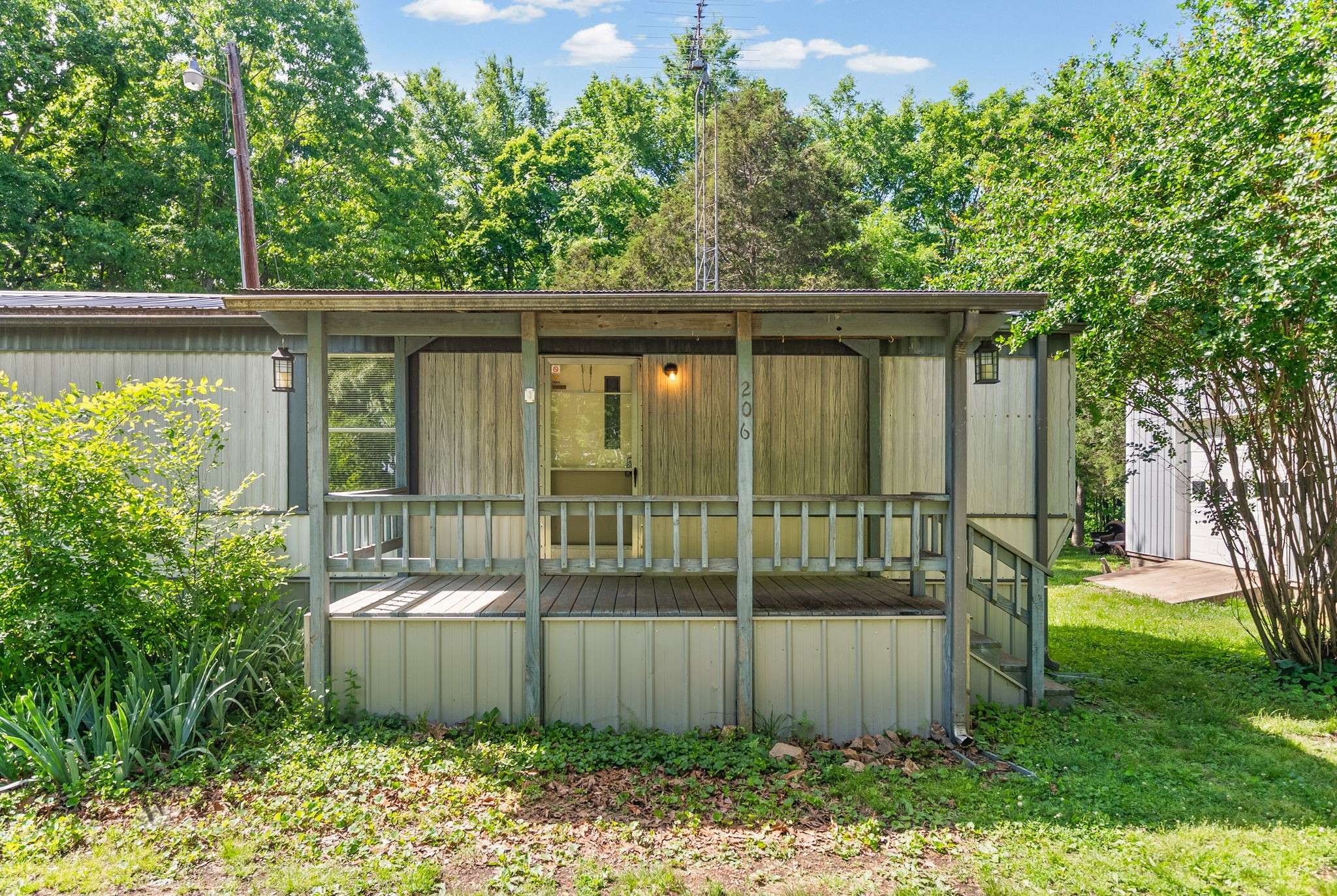 206 Boat Dock Rd, Dover, TN 37058