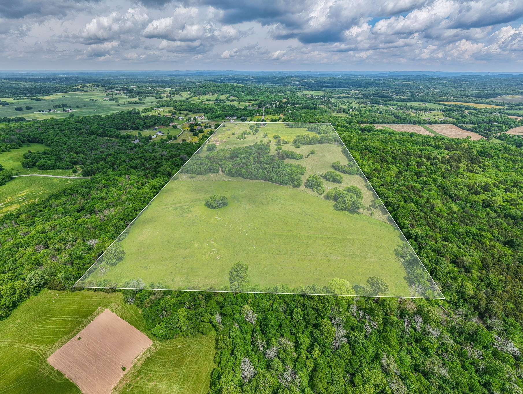 1480 Rogers Ln, Lebanon, TN 37087