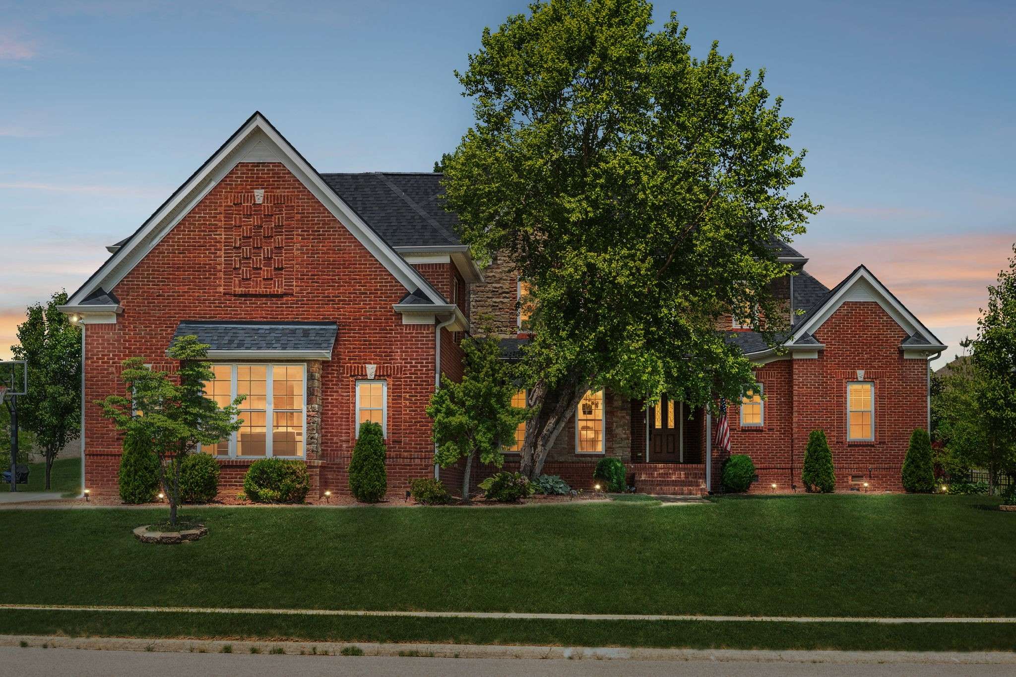 2440 Settlers Trce, Clarksville, TN 37043