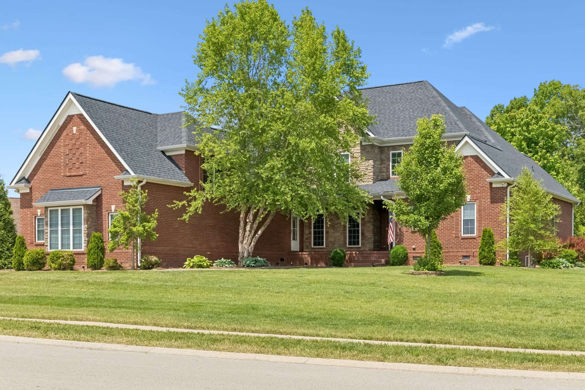 2440 Settlers Trce, Clarksville, TN 37043