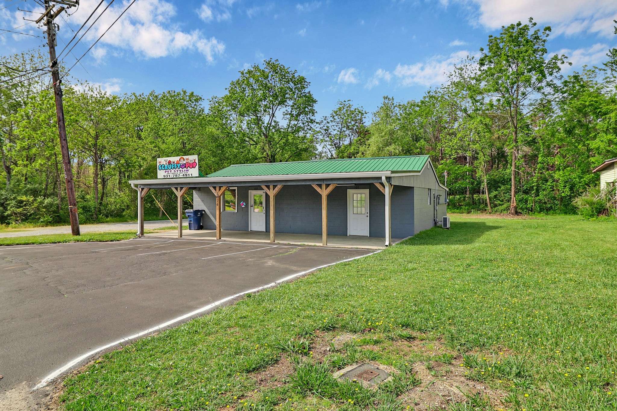 1074 S Main St, Crossville, TN 38555