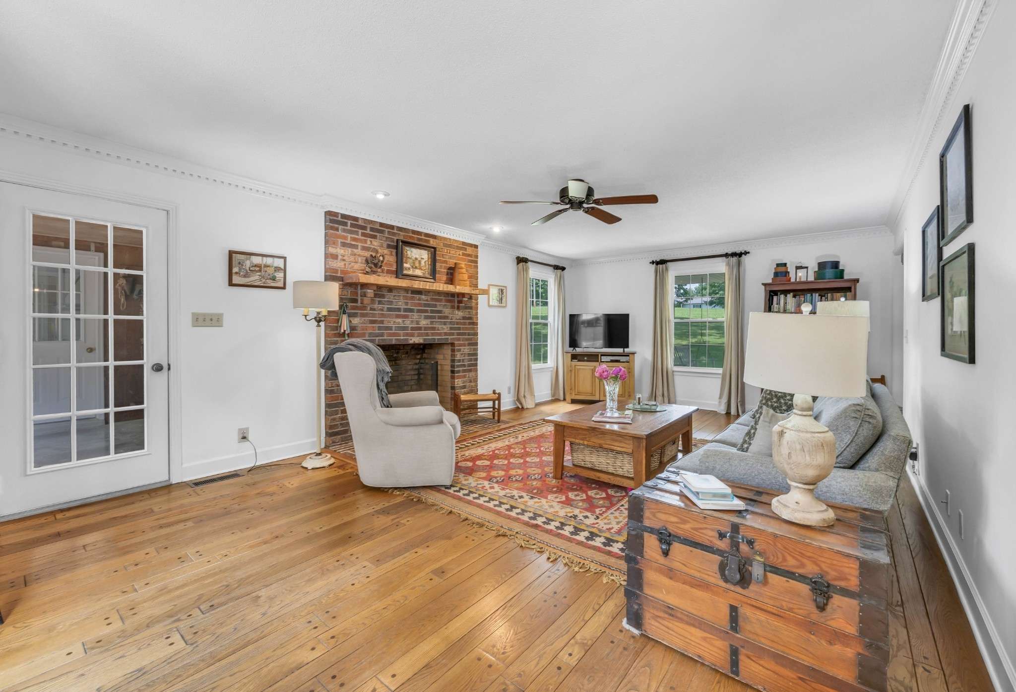 1330 Barkley Hills Cir, Clarksville, TN 37040