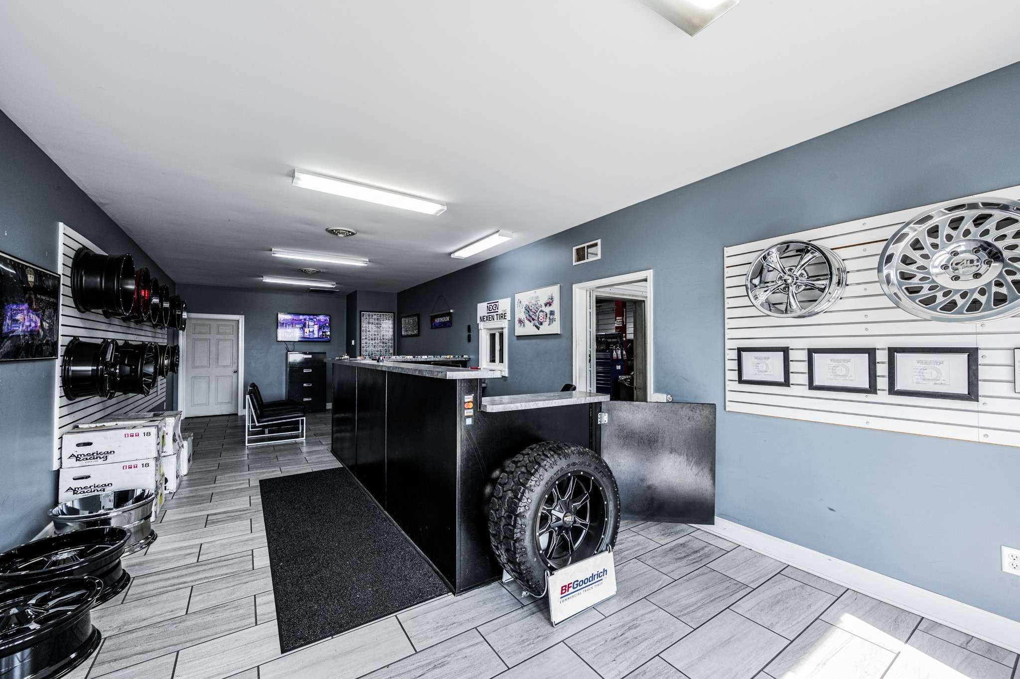 2201 W Everly Brothers Blvd, Powderly, KY 42367