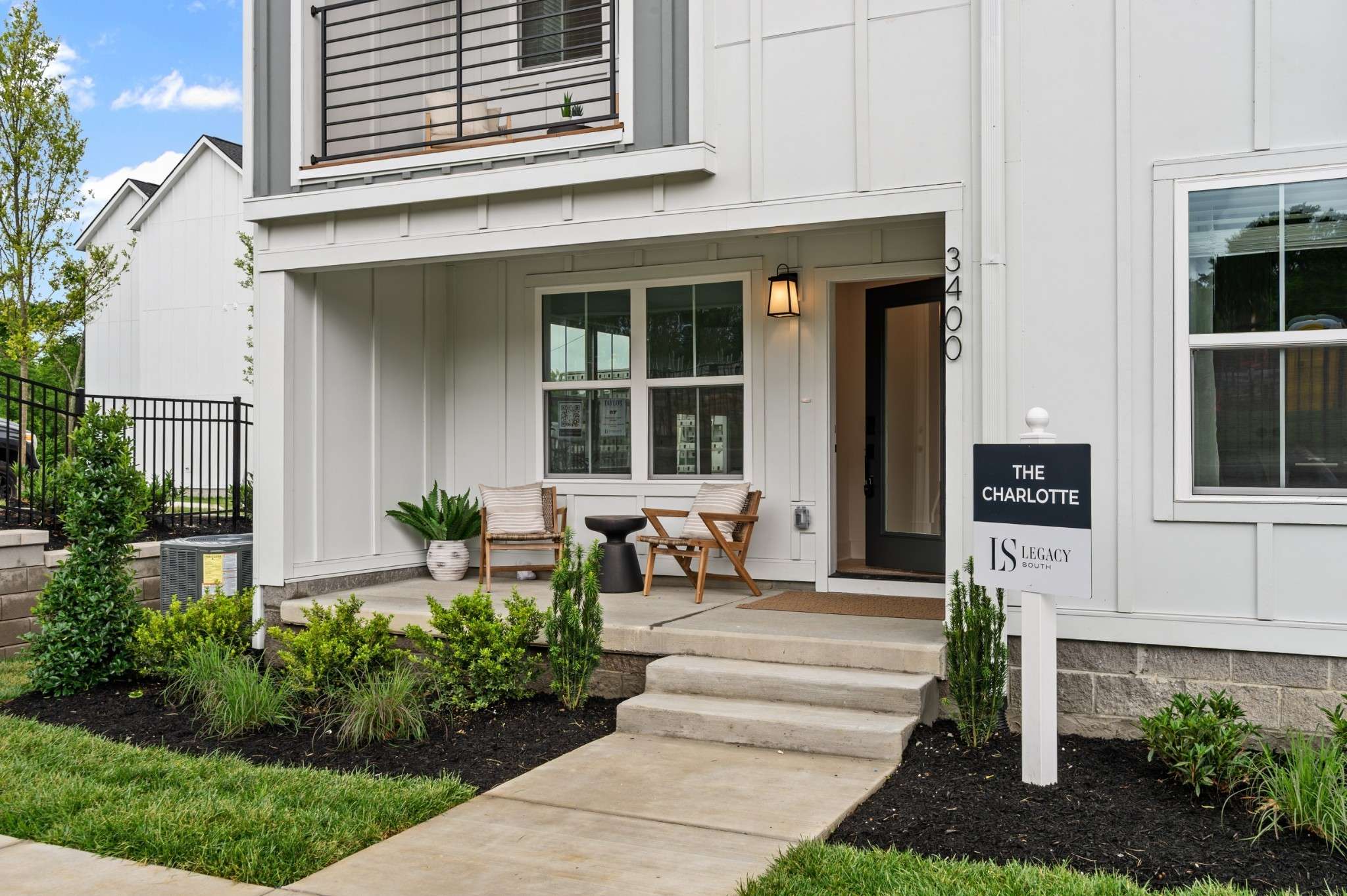 125 Hart Ln, Nashville, TN 37207
