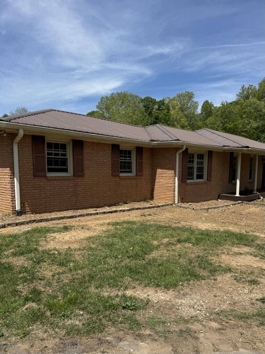 120 Brentwood Drive, Dickson, TN 37055