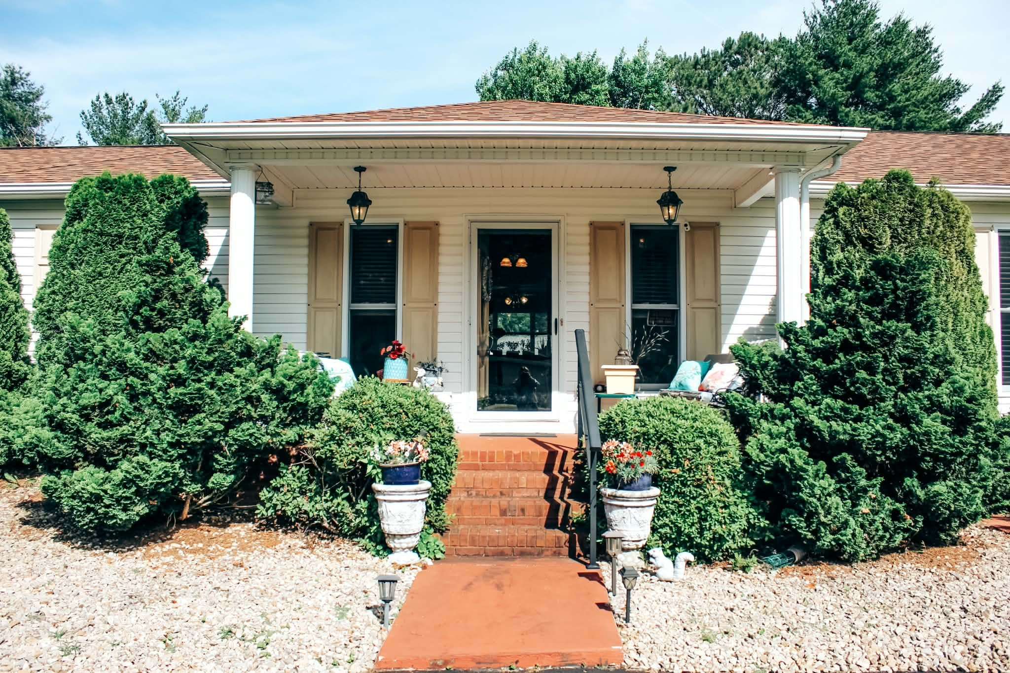 67 Lake Ln, Winchester, TN 37398