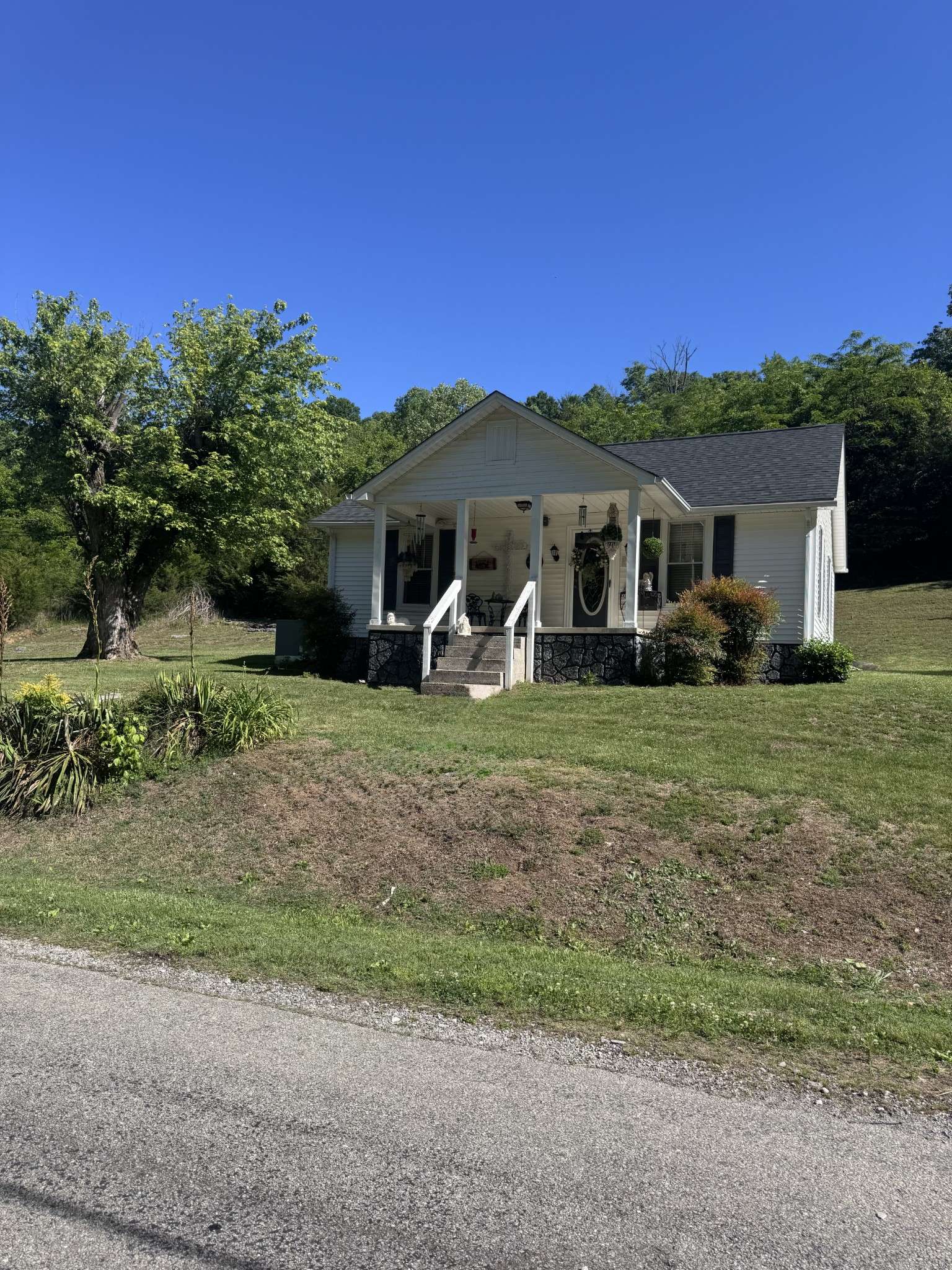67 Conditt Hollow Rd, Elmwood, TN 38560